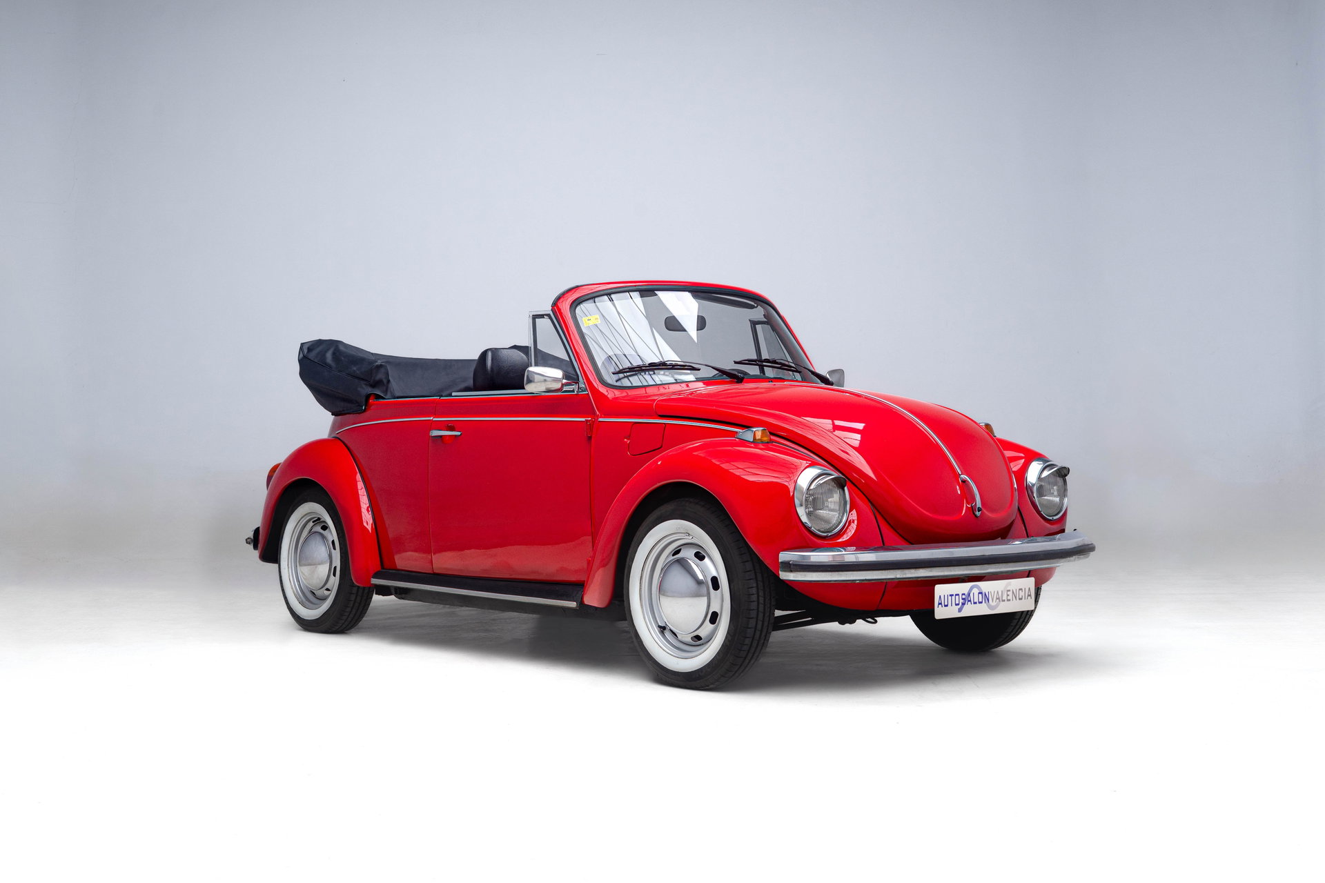 1973 VW Beetle - Volkswagen 1303 S Cabrio of 1973, foto 4
