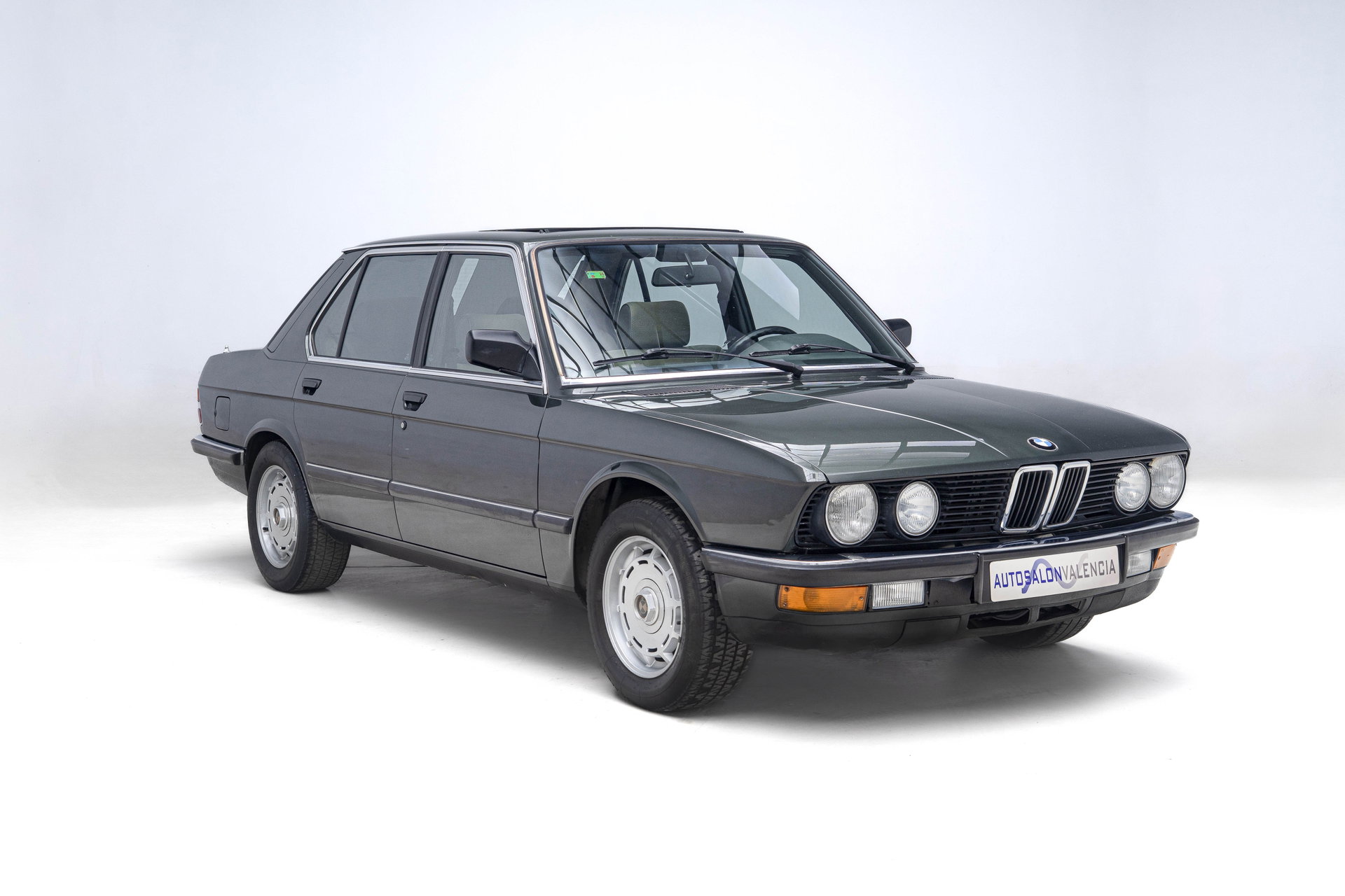 1986 BMW 528 - BMW E28 528i 185 bhp AUTOMATIC of 1986., foto 3