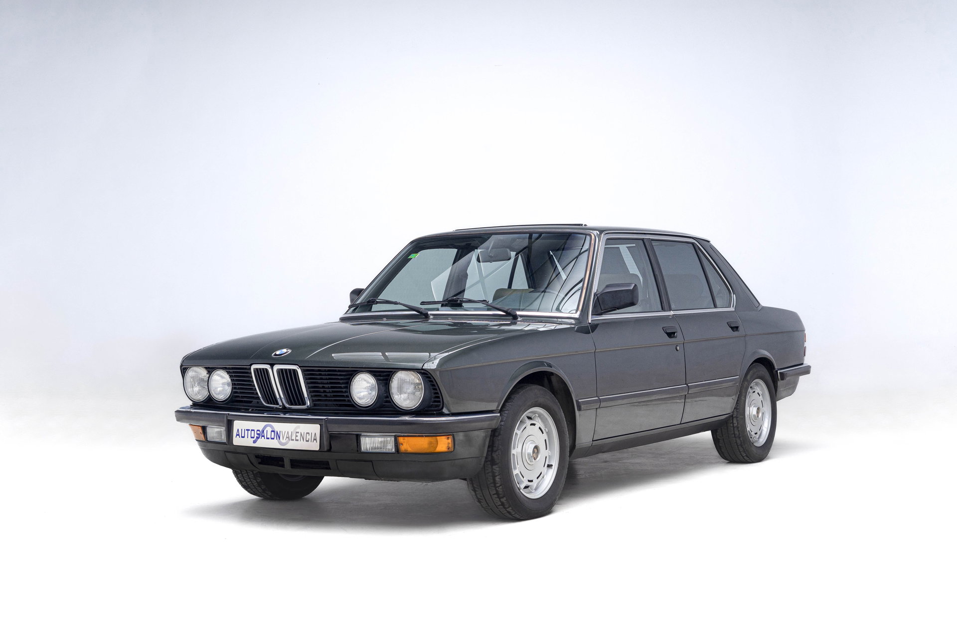 1986 BMW 528 - BMW E28 528i 185 bhp AUTOMATIC of 1986., foto 4