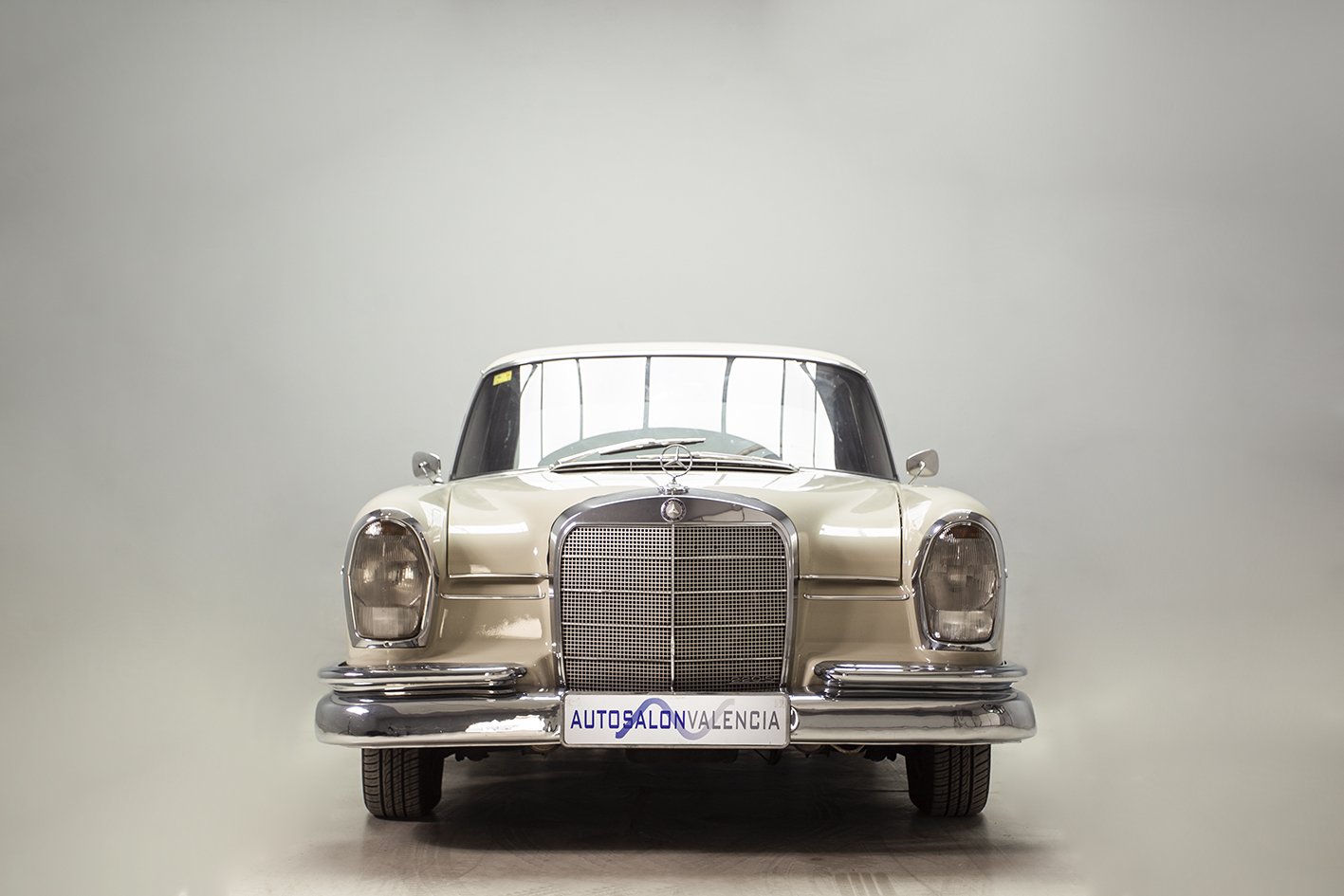 1965 Mercedes-Benz S-Class - Mercedes-Benz 220 Sb (W111) de 1965, foto 2