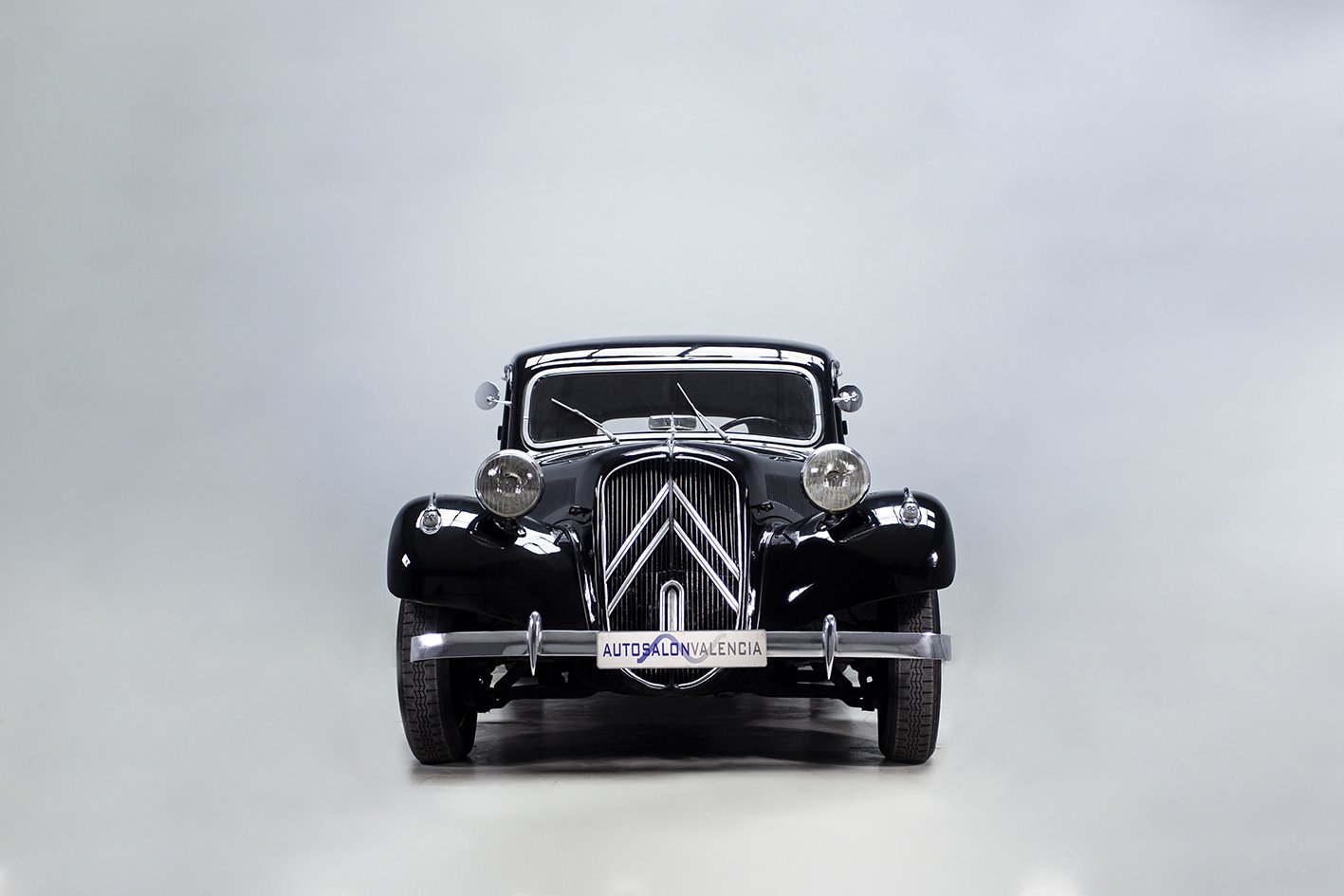 1955 Citroen Traction Avant - 11N, foto 2