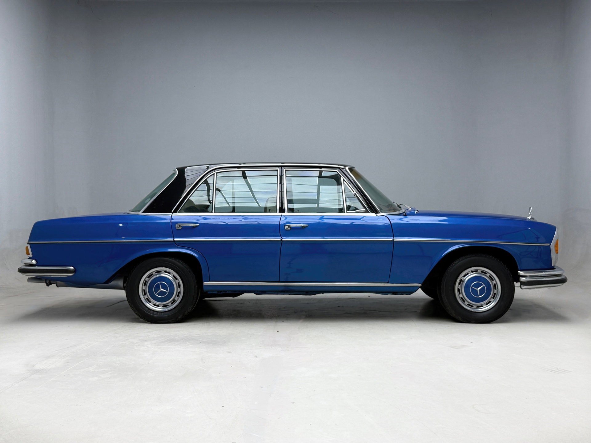 1972 Mercedes-Benz S-Class - Mercedes 280 SE W108 of 1972, foto 2