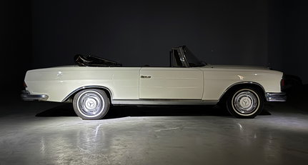 1965 Mercedes-Benz S-Class W111/112 - 1966 Mercedes-Benz 250 SE Cabrio W 111. 131611-1095489-car-20260129_193320-1.jpeg
