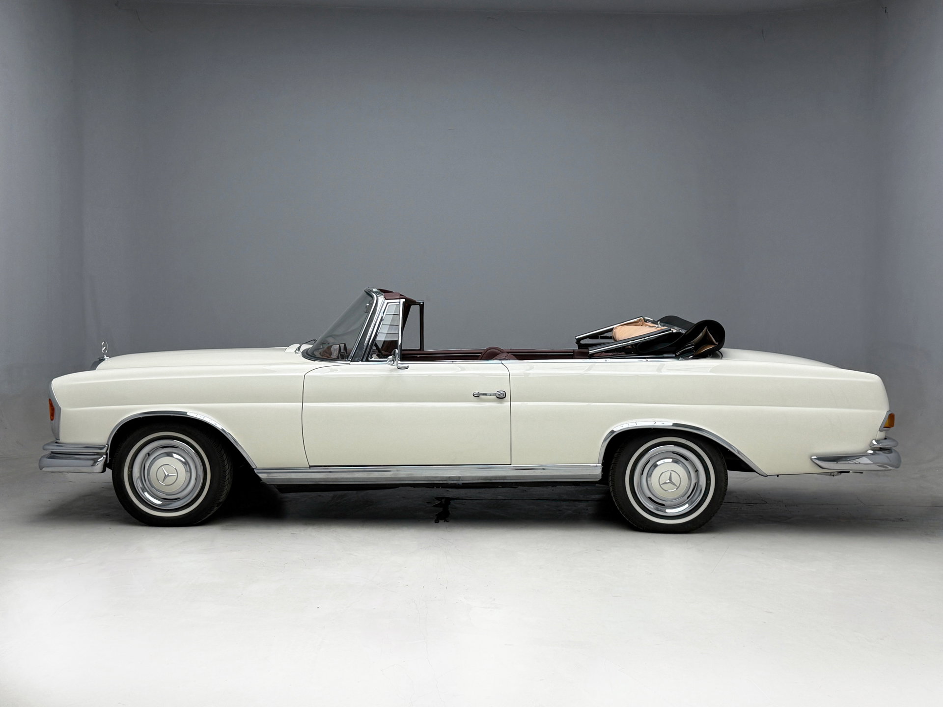 1965 Mercedes-Benz S-Class W111/112 - 1966 Mercedes-Benz 250 SE Cabrio W 111., foto 6