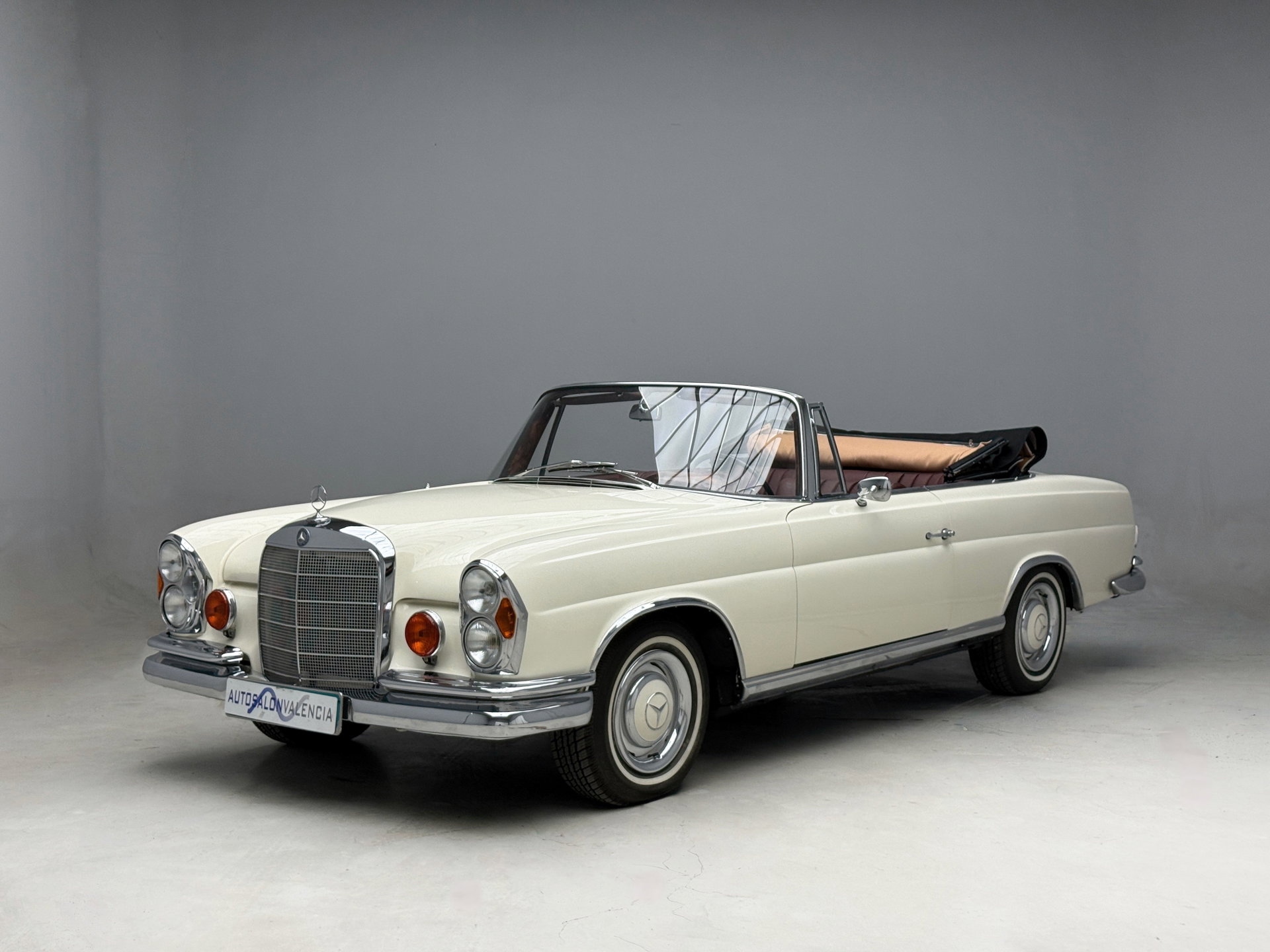 1965 Mercedes-Benz S-Class W111/112 - 1966 Mercedes-Benz 250 SE Cabrio W 111., foto 8