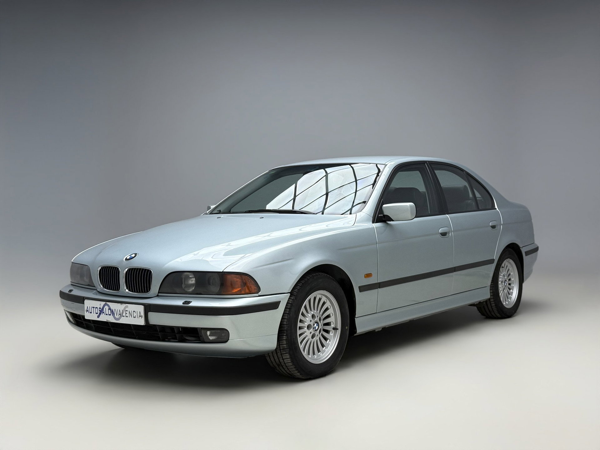 1998 BMW 5 Series - 540I V8, foto 2