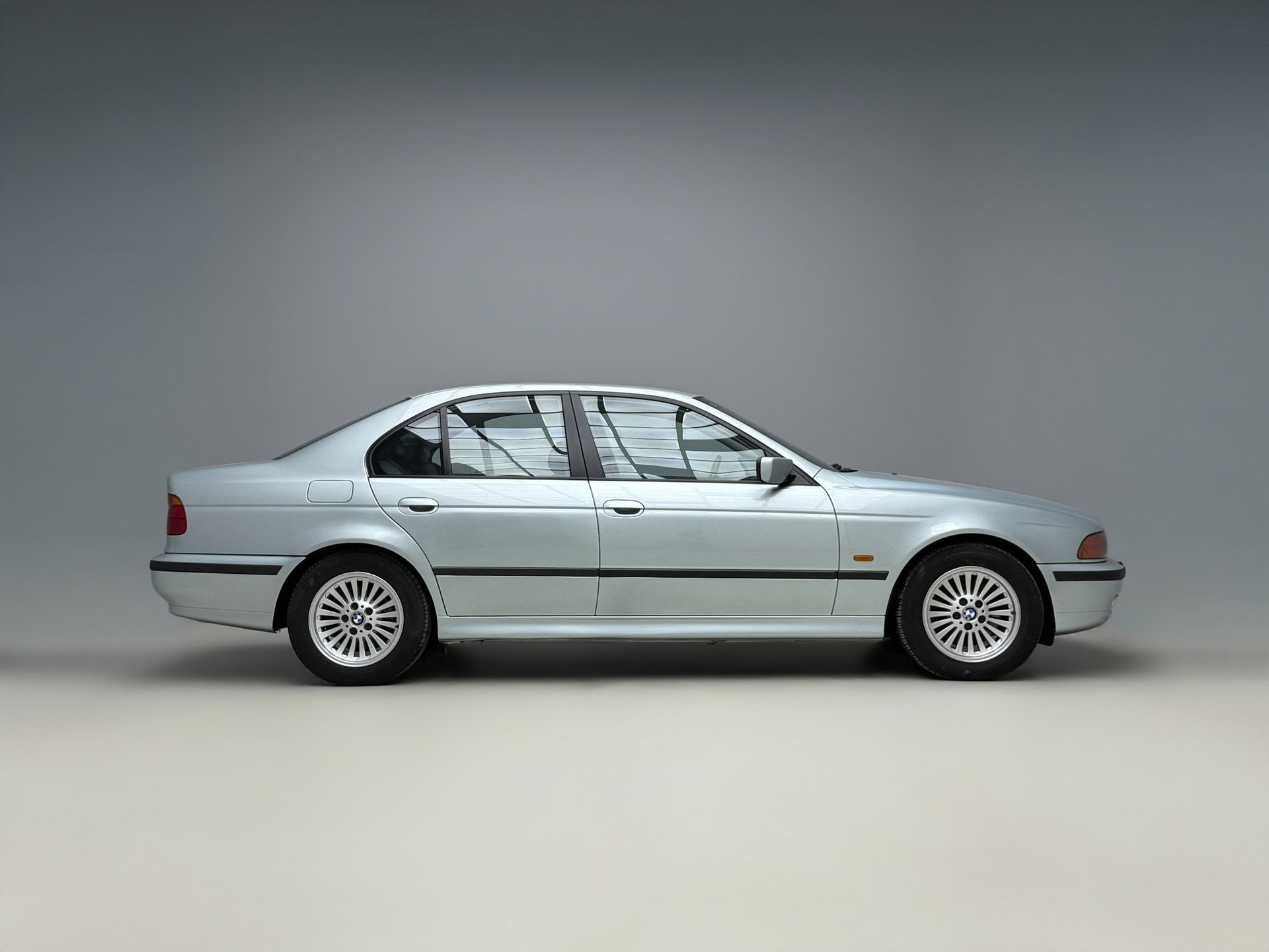 1998 BMW 5 Series - 540I V8, foto 1