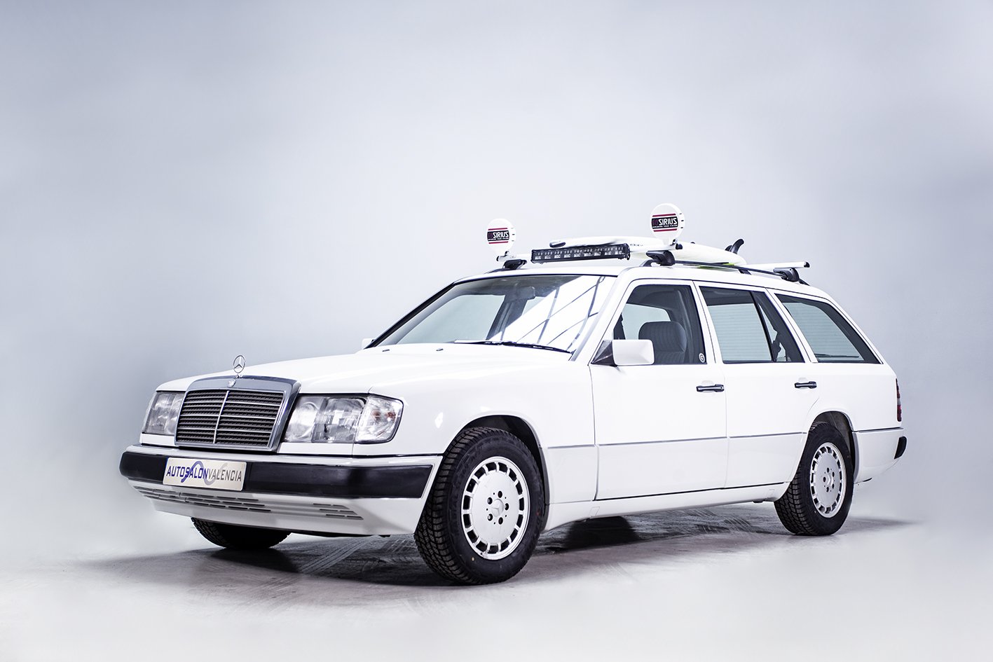 1991 Mercedes-Benz E-Class - MERCEDES-BENZ 300 TE SPECIAL SURFING! (W124) of 1991, foto 4
