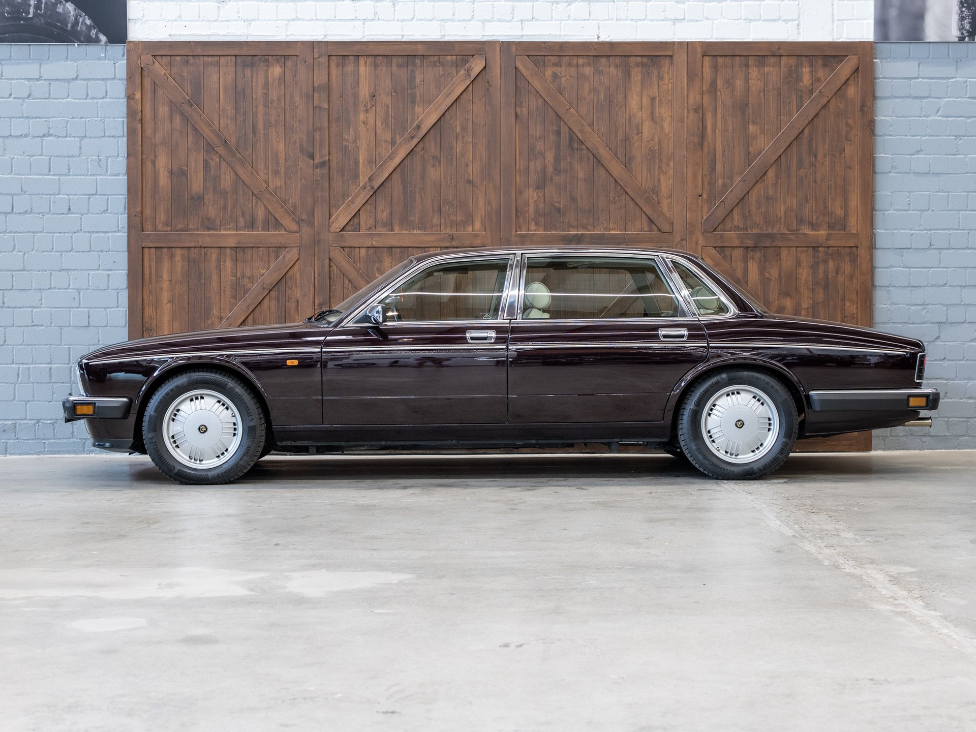 1994 Daimler Double Six - Majestic LWB 6.0 ltr. (X81), foto 4