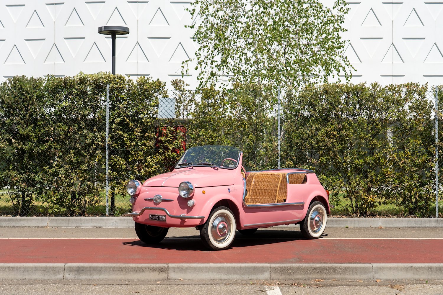 143251-1112184-car-