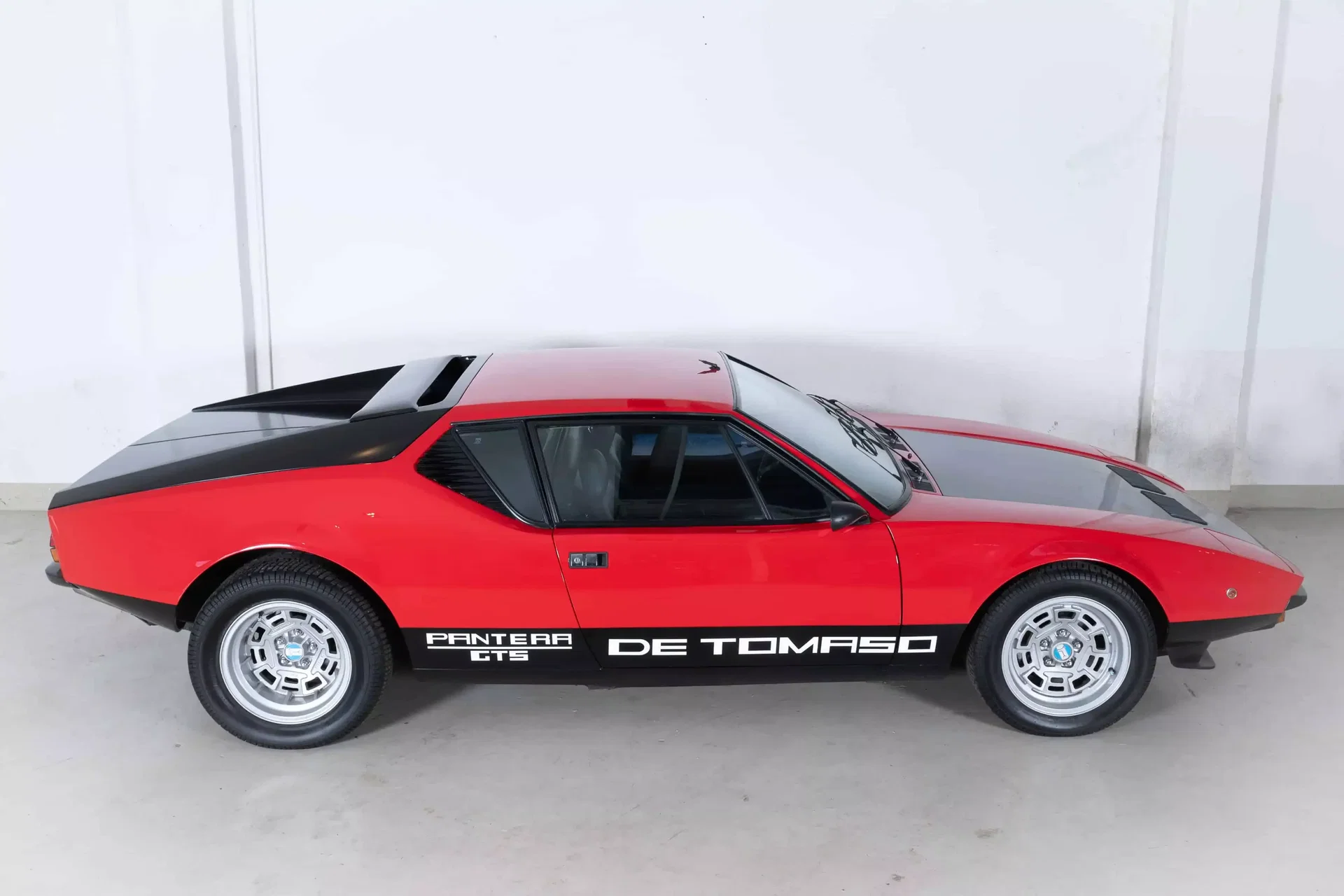 1981 De Tomaso Pantera - 5.7 V8 GTS - German Delivered - Matching Numbers, foto 5
