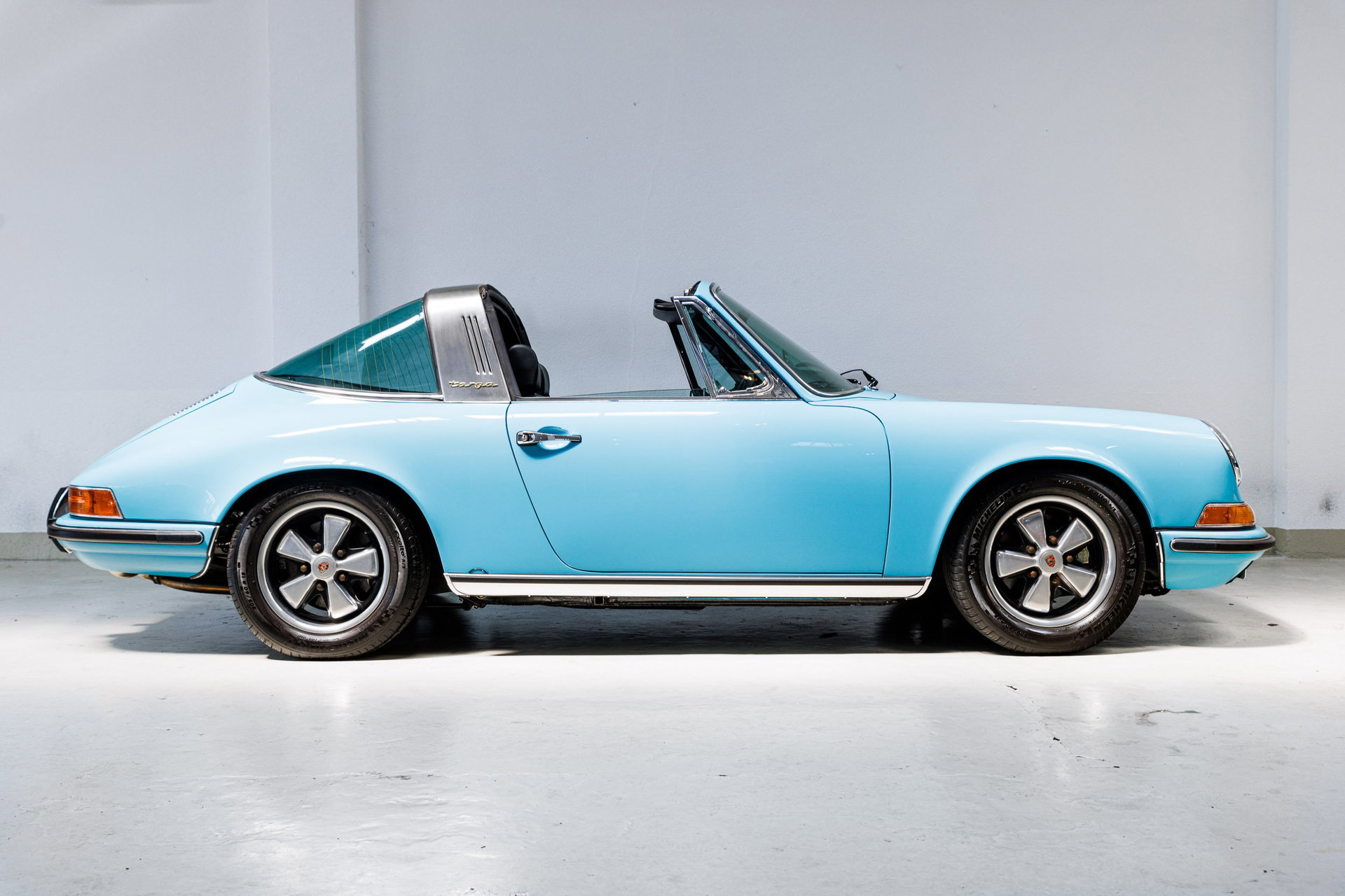 1969 Porsche 911 - E 3.0 Targa Restomod - Wunchfarbe 1/75 - Custom build -, foto 4