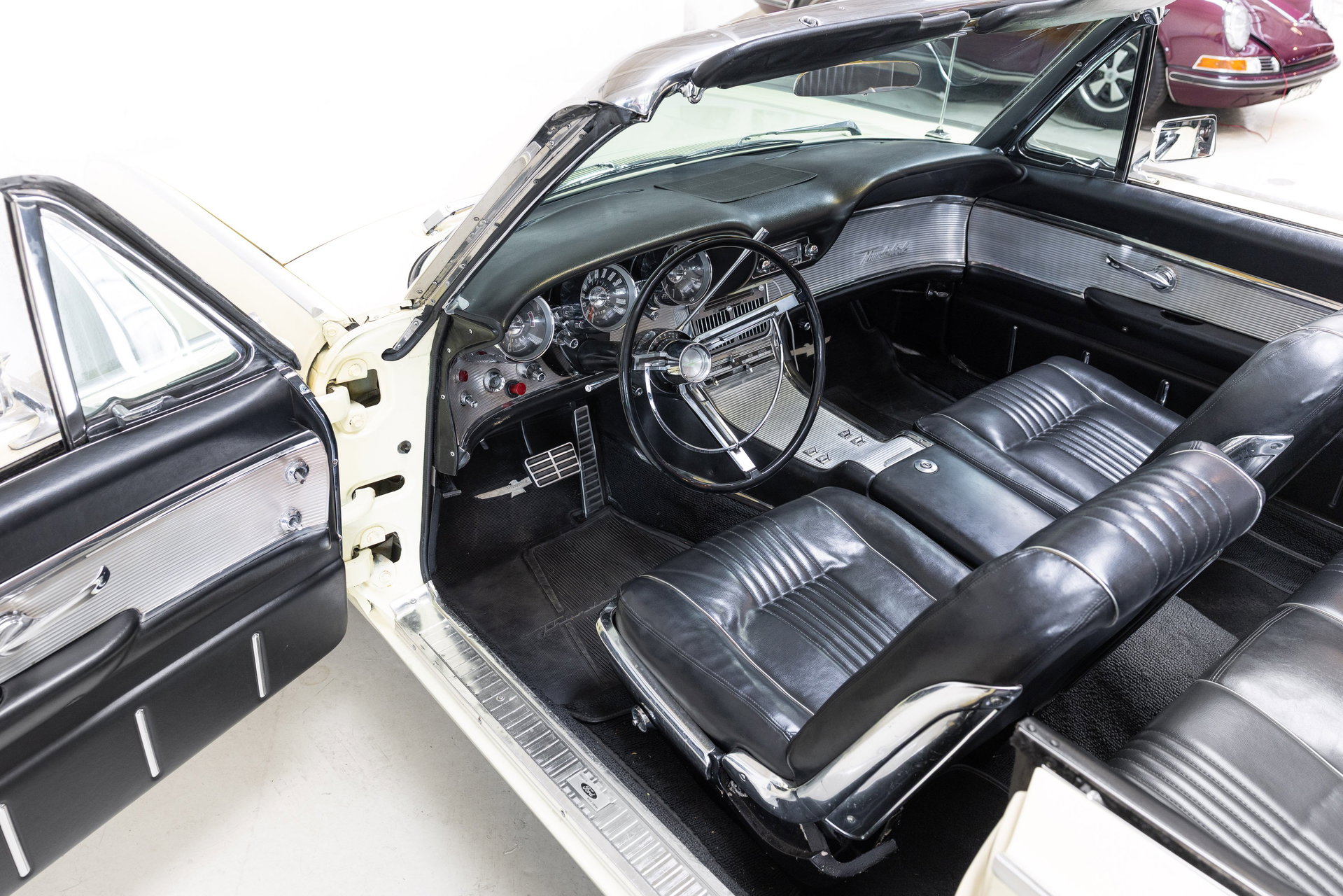 1962 Ford Thunderbird - Sport roadster - M code 390 - Tuscan Yellow, foto 8