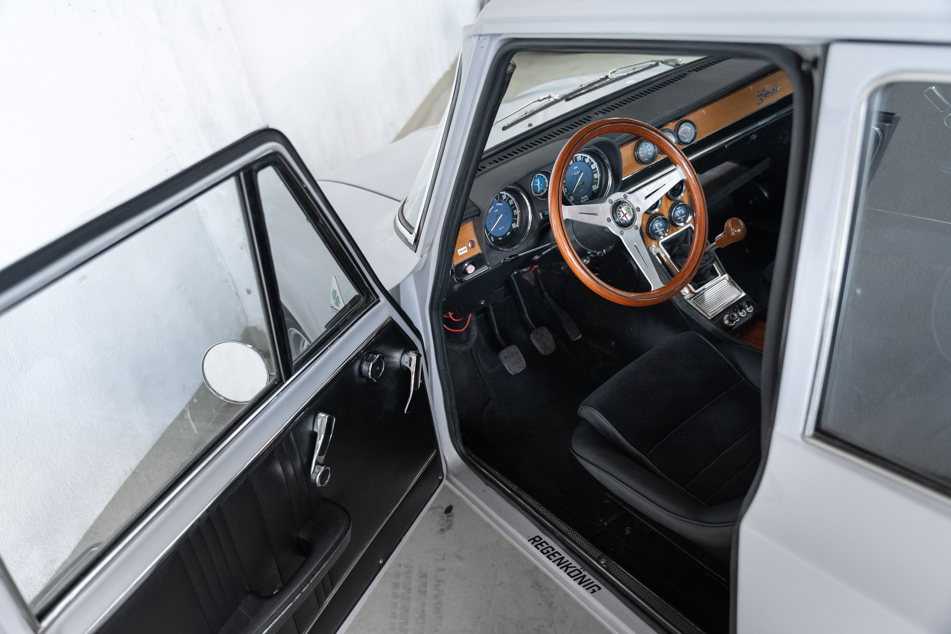 1974 Alfa Romeo Giulia - Super - 2.0L - LSD - Grigio indaco -, foto 9