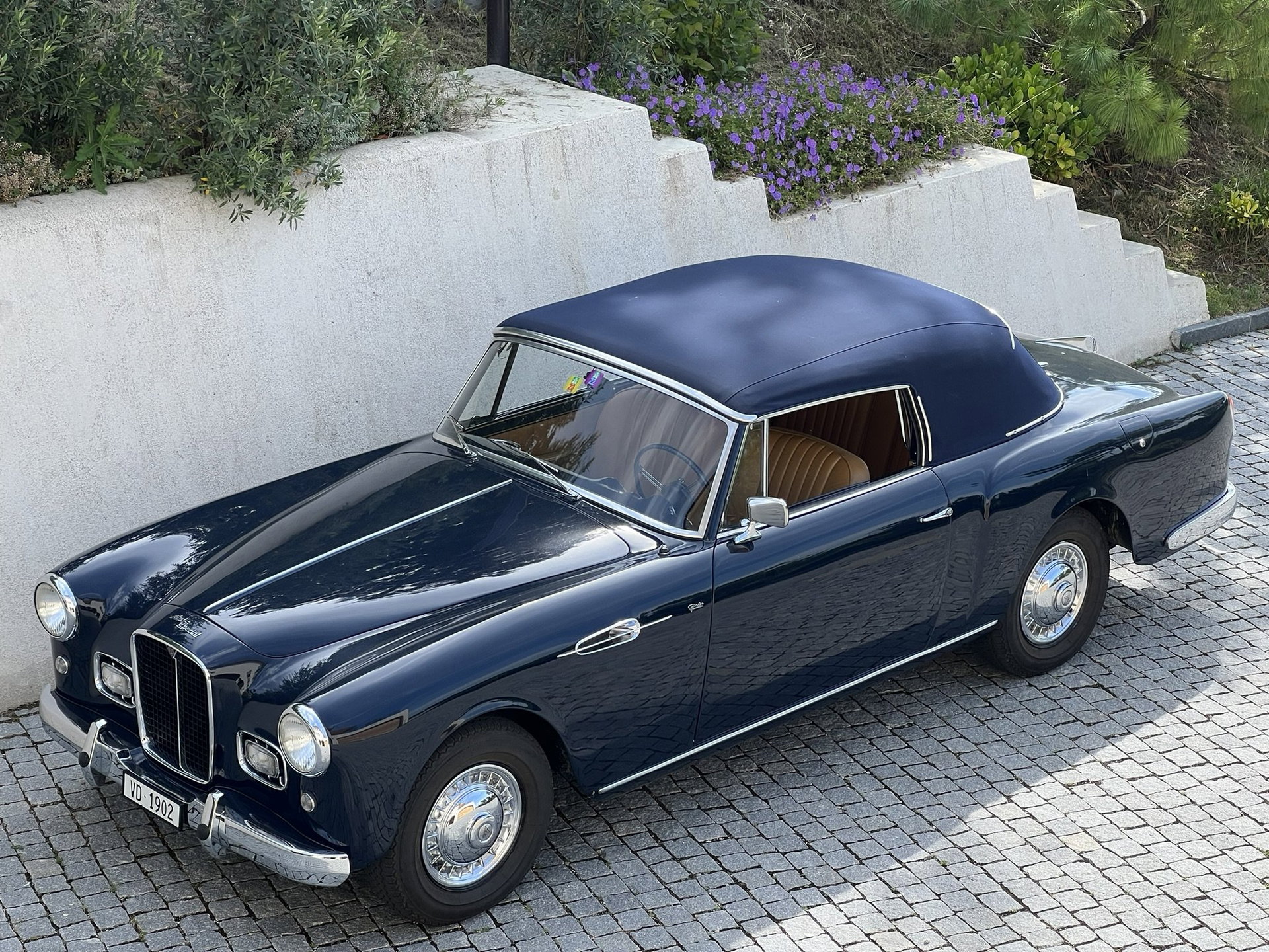 1958 Alvis TC 108 - Graber TC108/G - CABRIOLET, foto 1