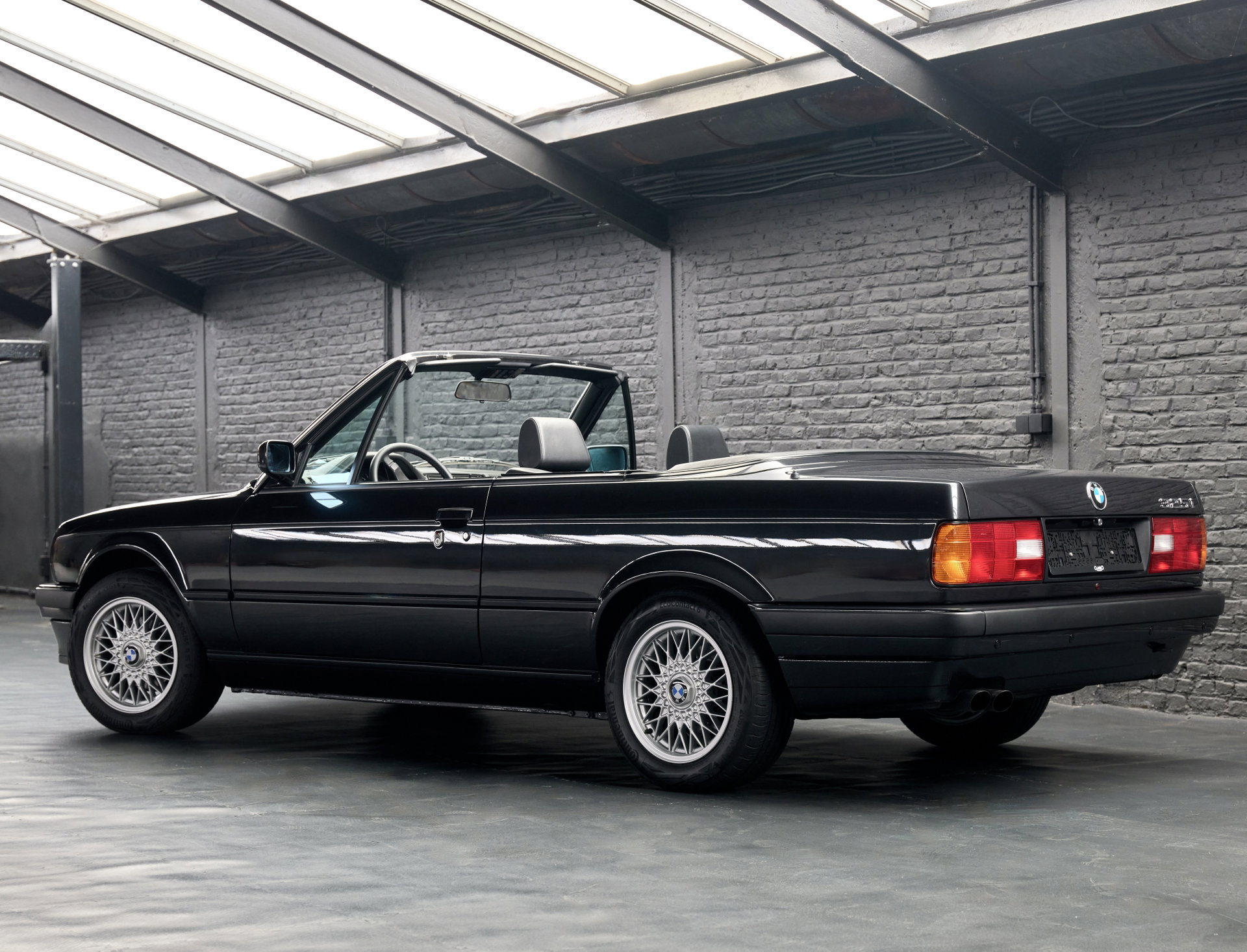1992 BMW 3 Series - 325i Cabriolet (E30), foto 2