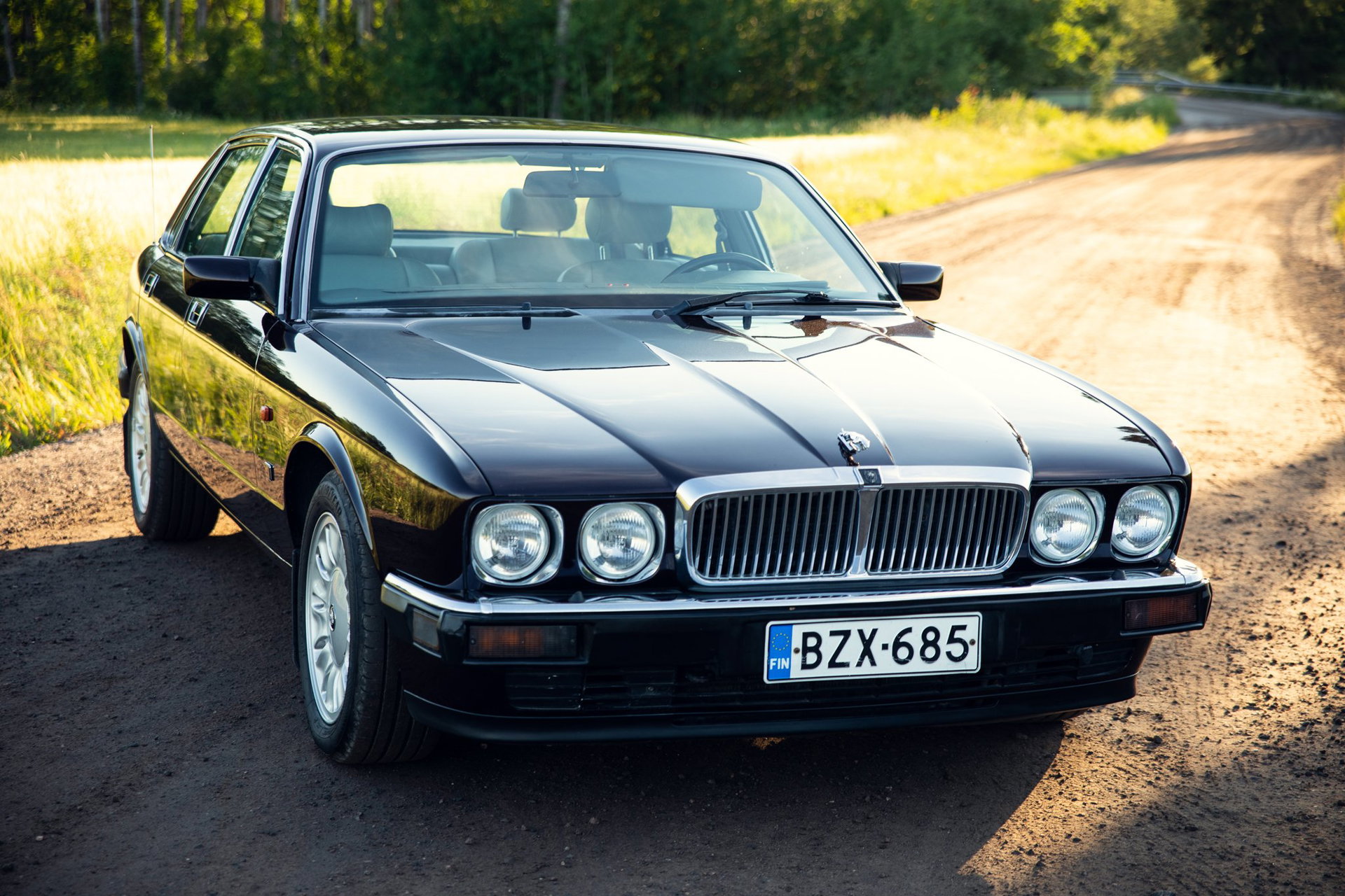 1992 Jaguar XJ40 - Insignia, foto 7