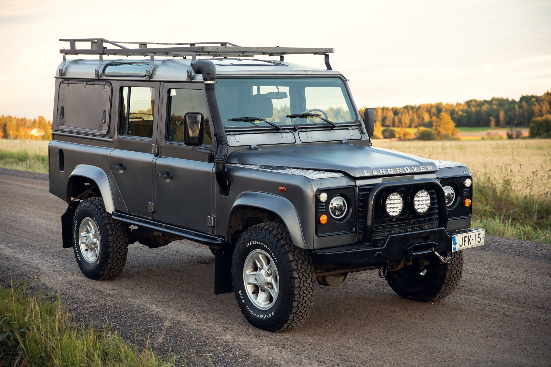2001 Land Rover Defender - 110 TD5 Station Wagon ‘2001, foto 2