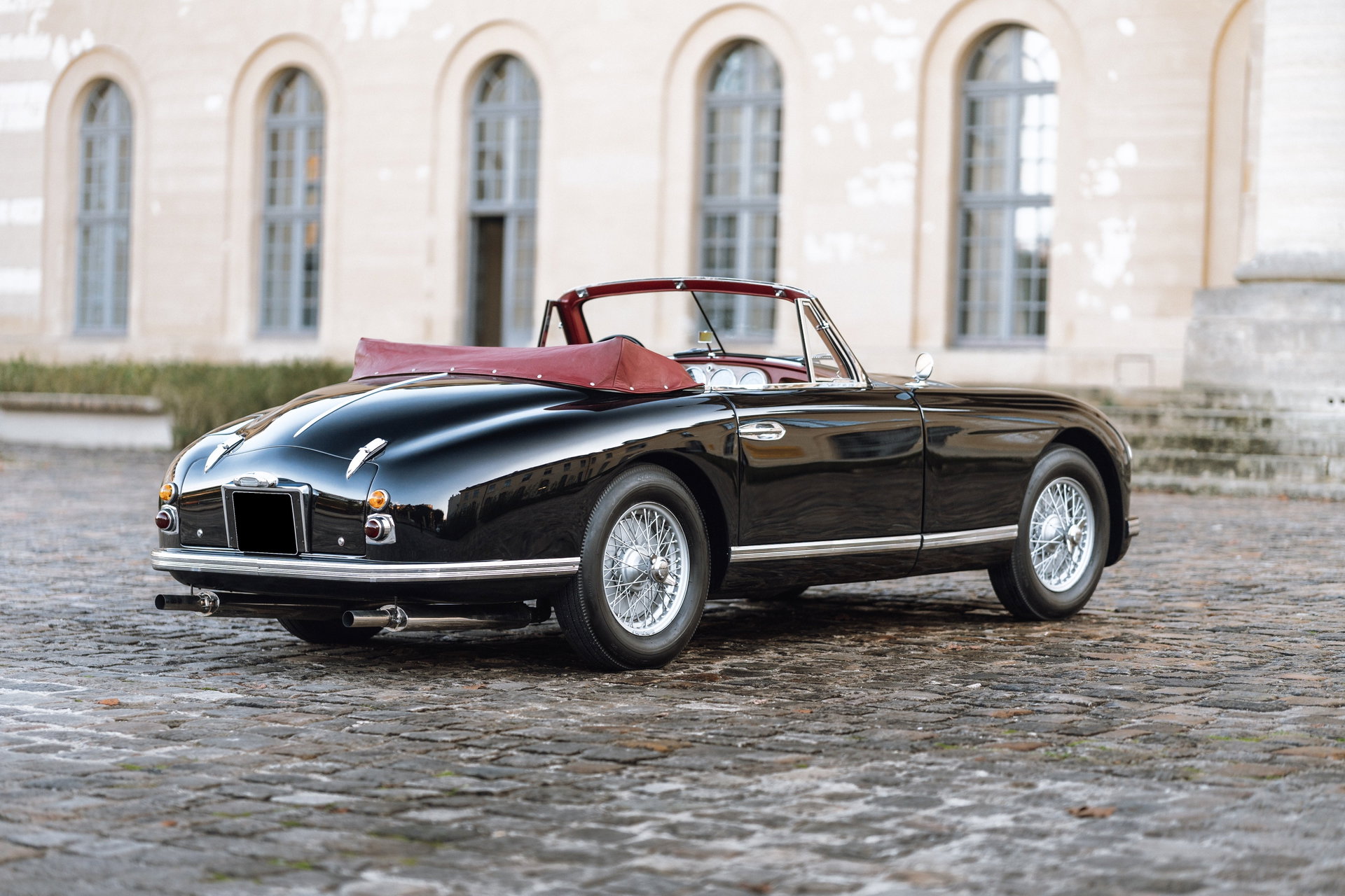 1953 Aston Martin DB2 - DHC, foto 2