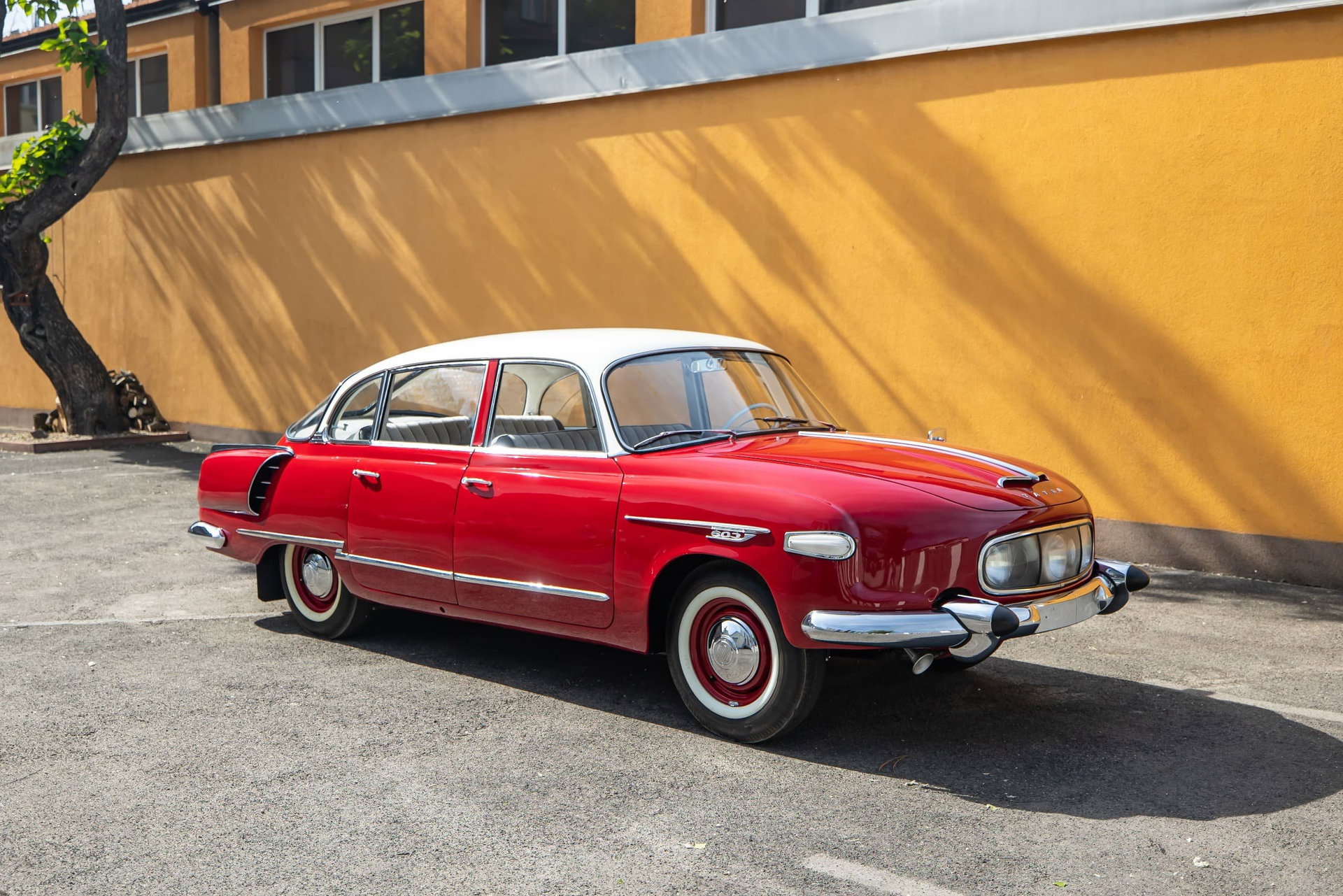 164069-909097-car-