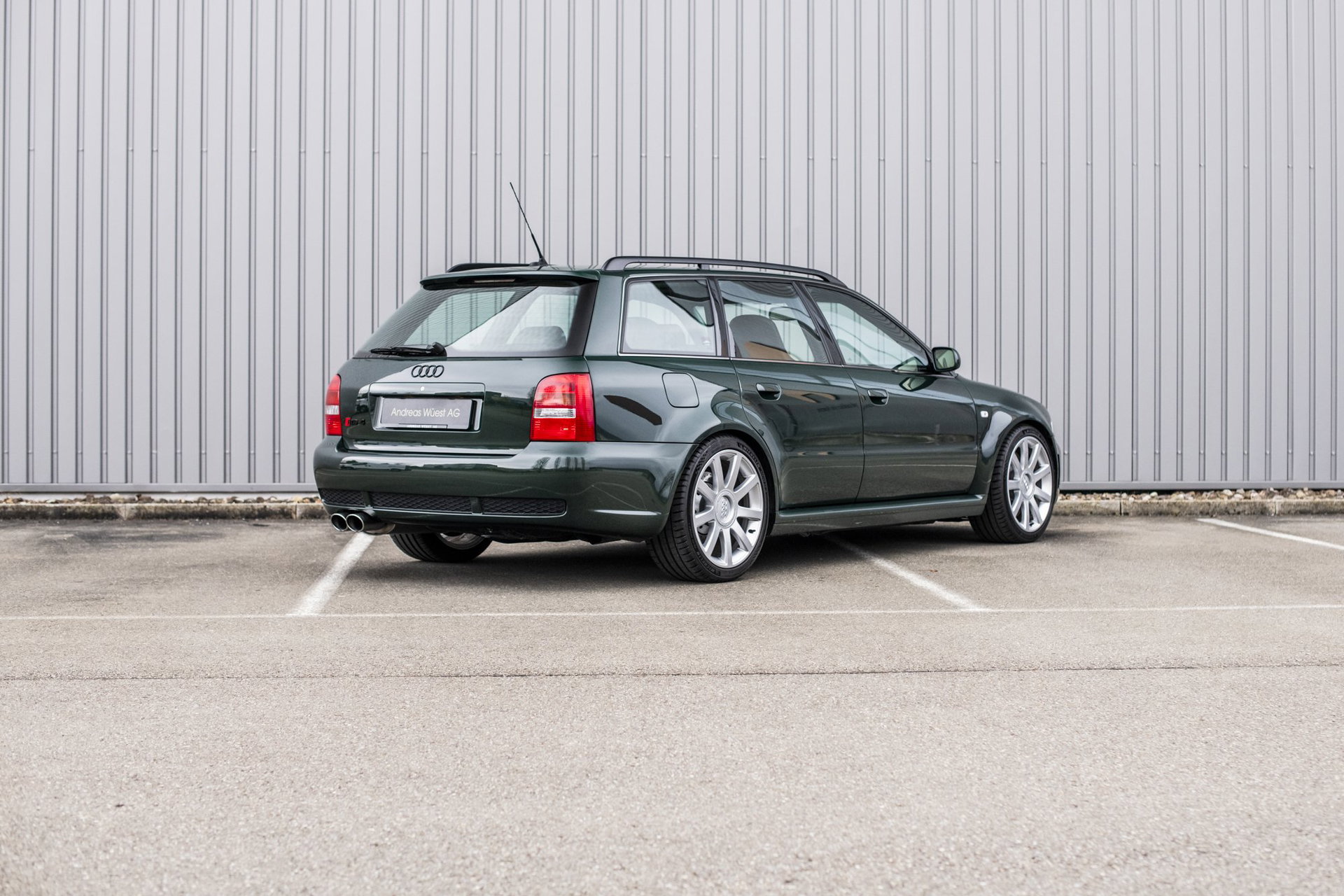 2001 Audi RS 4, foto 2