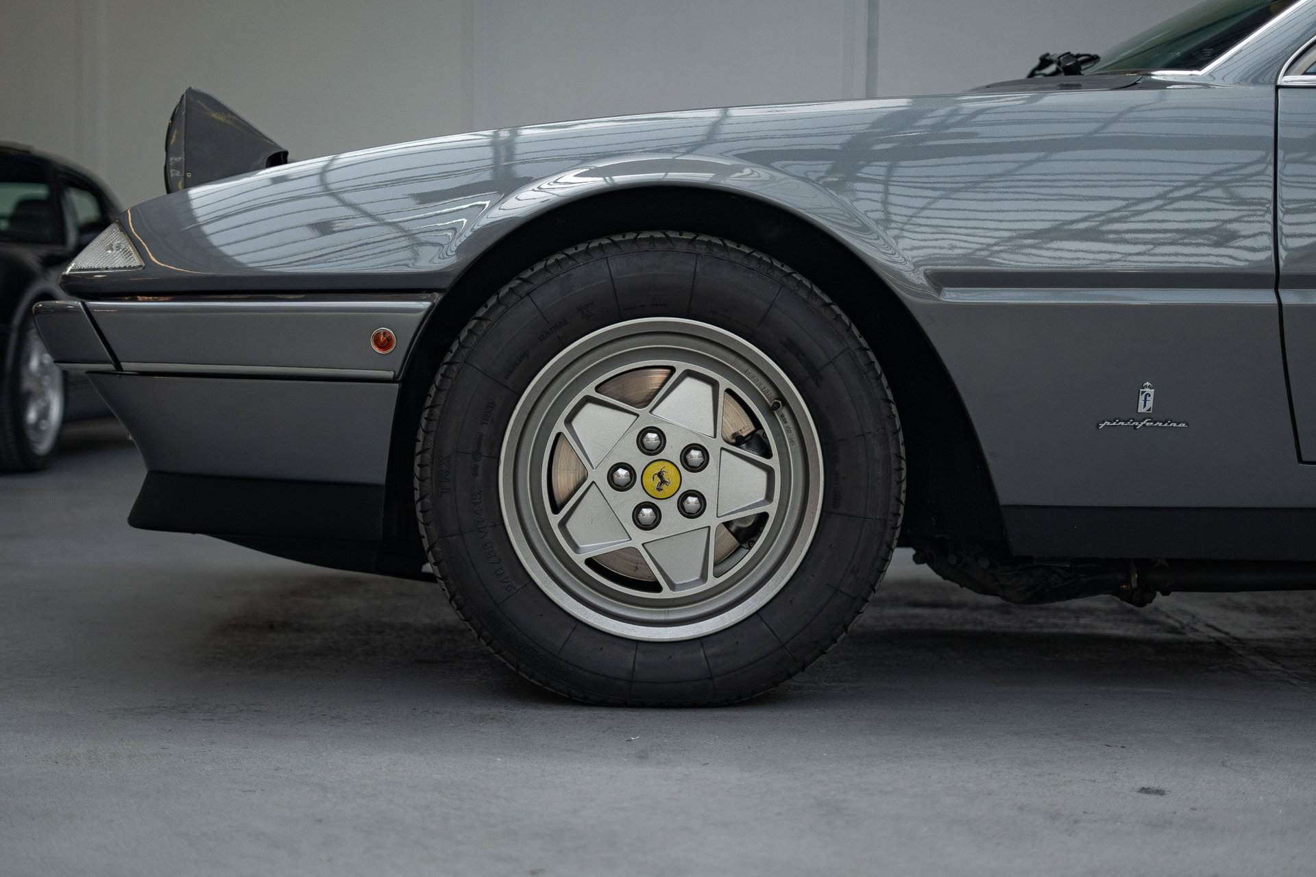 1987 Ferrari 412 - Ferrari 412i Manual *Complete Mechanical Restoration / Grigio Ferro & Beige Interior*, foto 6