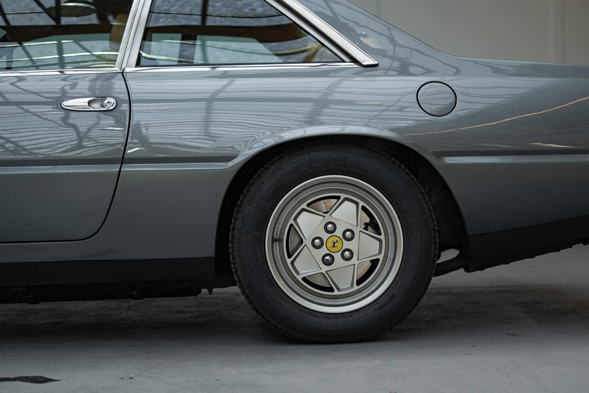 1987 Ferrari 412 - Ferrari 412i Manual *Complete Mechanical Restoration / Grigio Ferro & Beige Interior*, foto 7