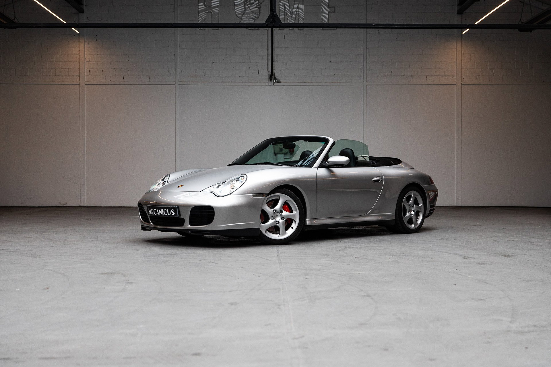 1998 Porsche 911 / 996 Carrera - 4S Cabriolet Manual Transmission, foto 1