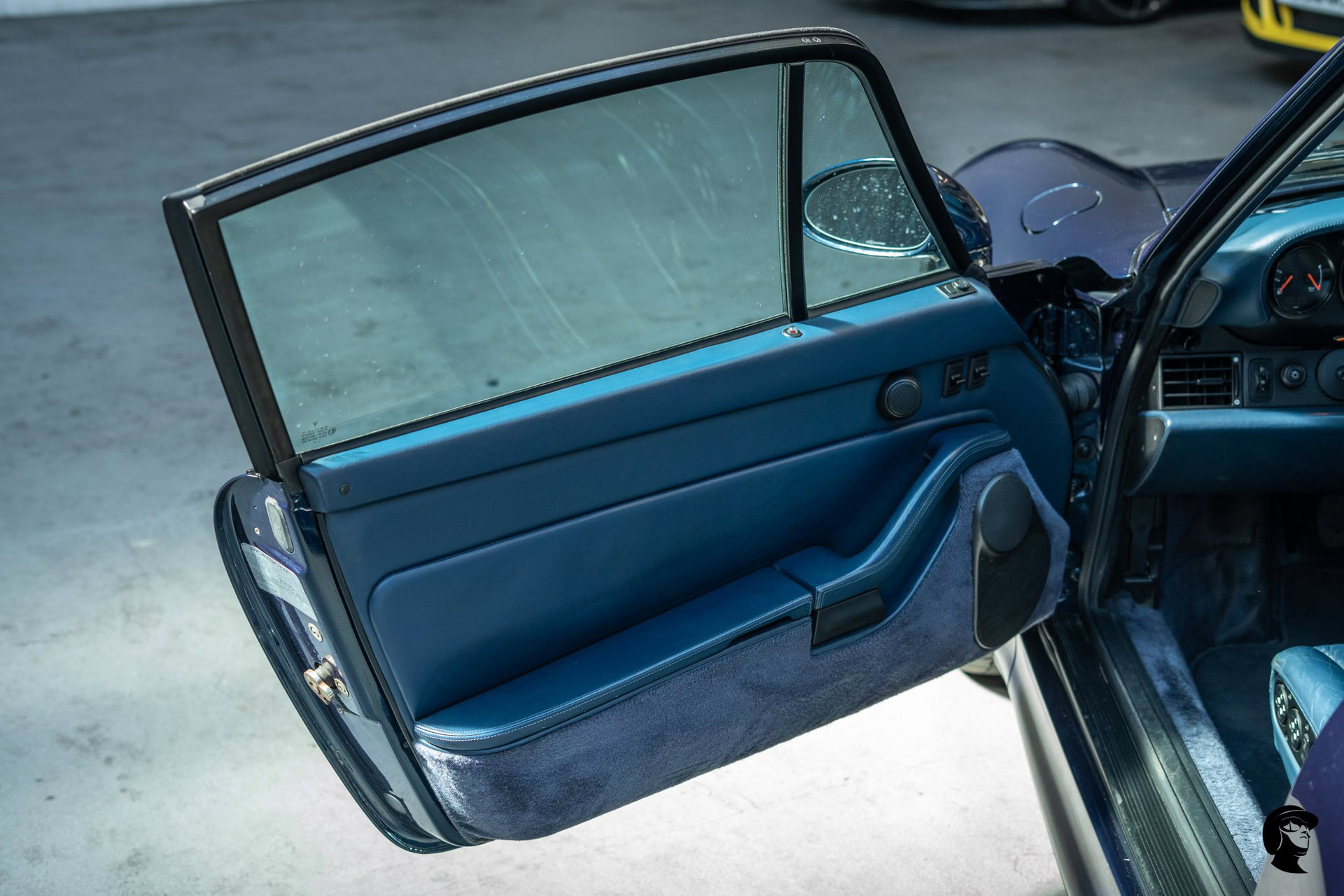 1997 Porsche 911 / 993 Carrera - 993 Carrera 4S *Ocean Blue Metallic / Engine Rebuild / Fully Documented History*, foto 3