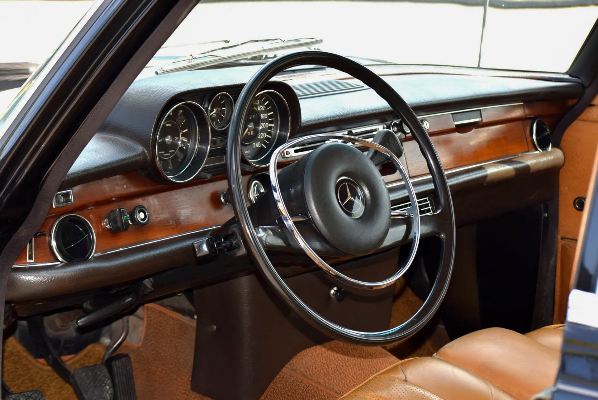 1967 Mercedes-Benz /8 - 280 SE, foto 4