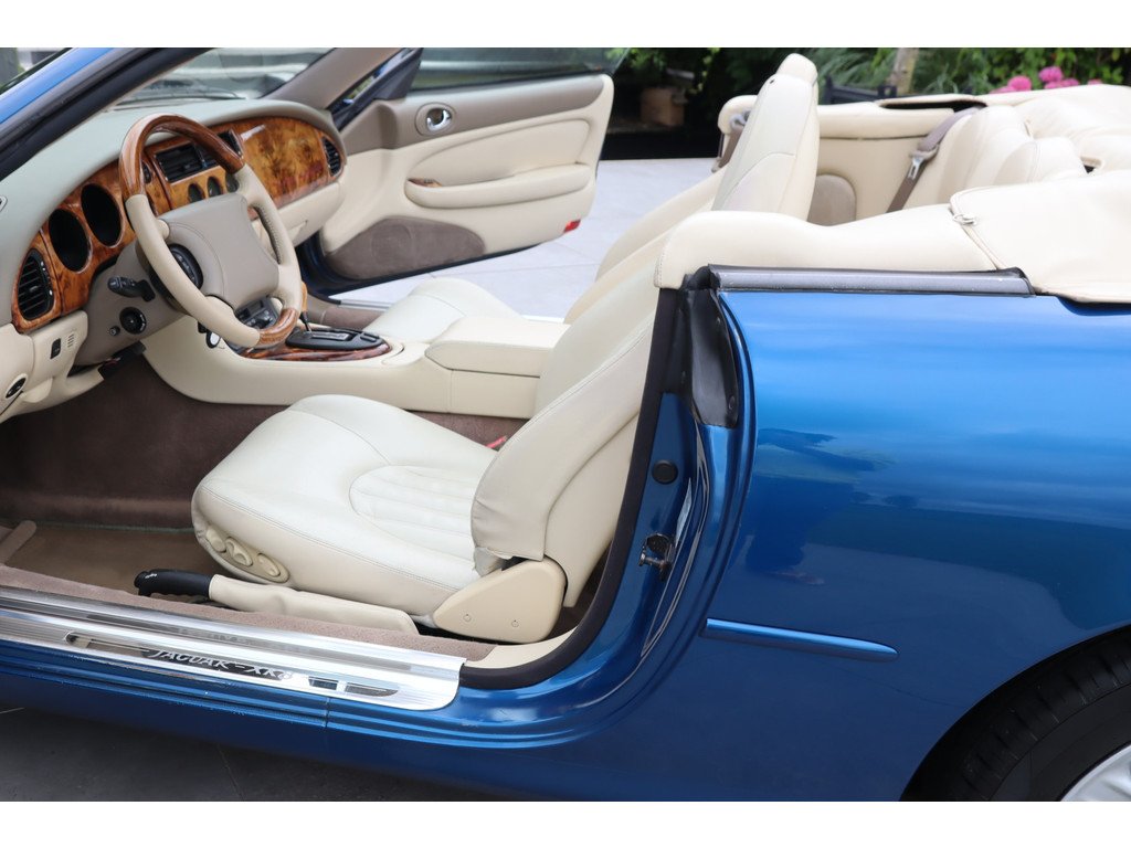 1997 Jaguar XK8 - Convertible, foto 3