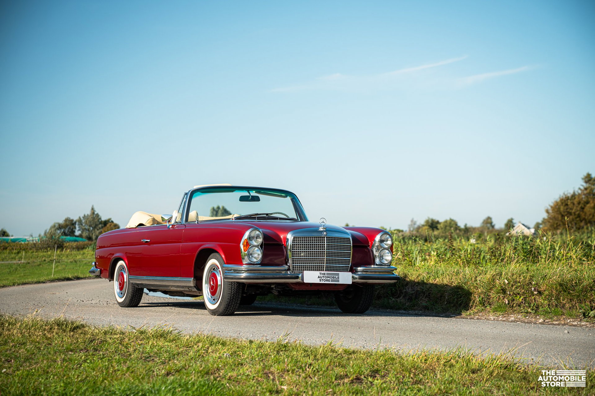1970 Mercedes-Benz S-Class W111/112 - 280SE Cabriolet, foto 4