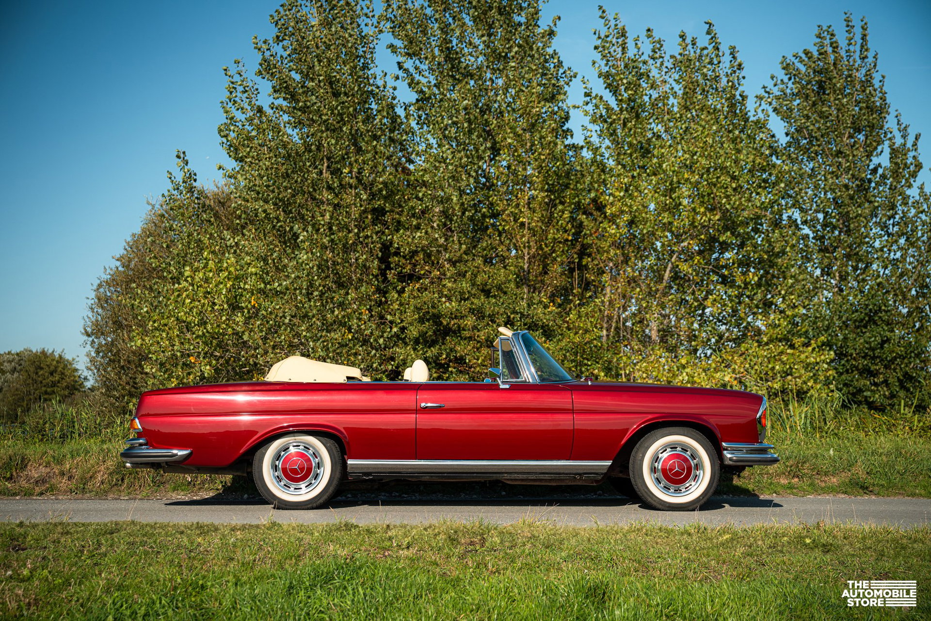1970 Mercedes-Benz S-Class W111/112 - 280SE Cabriolet, foto 7
