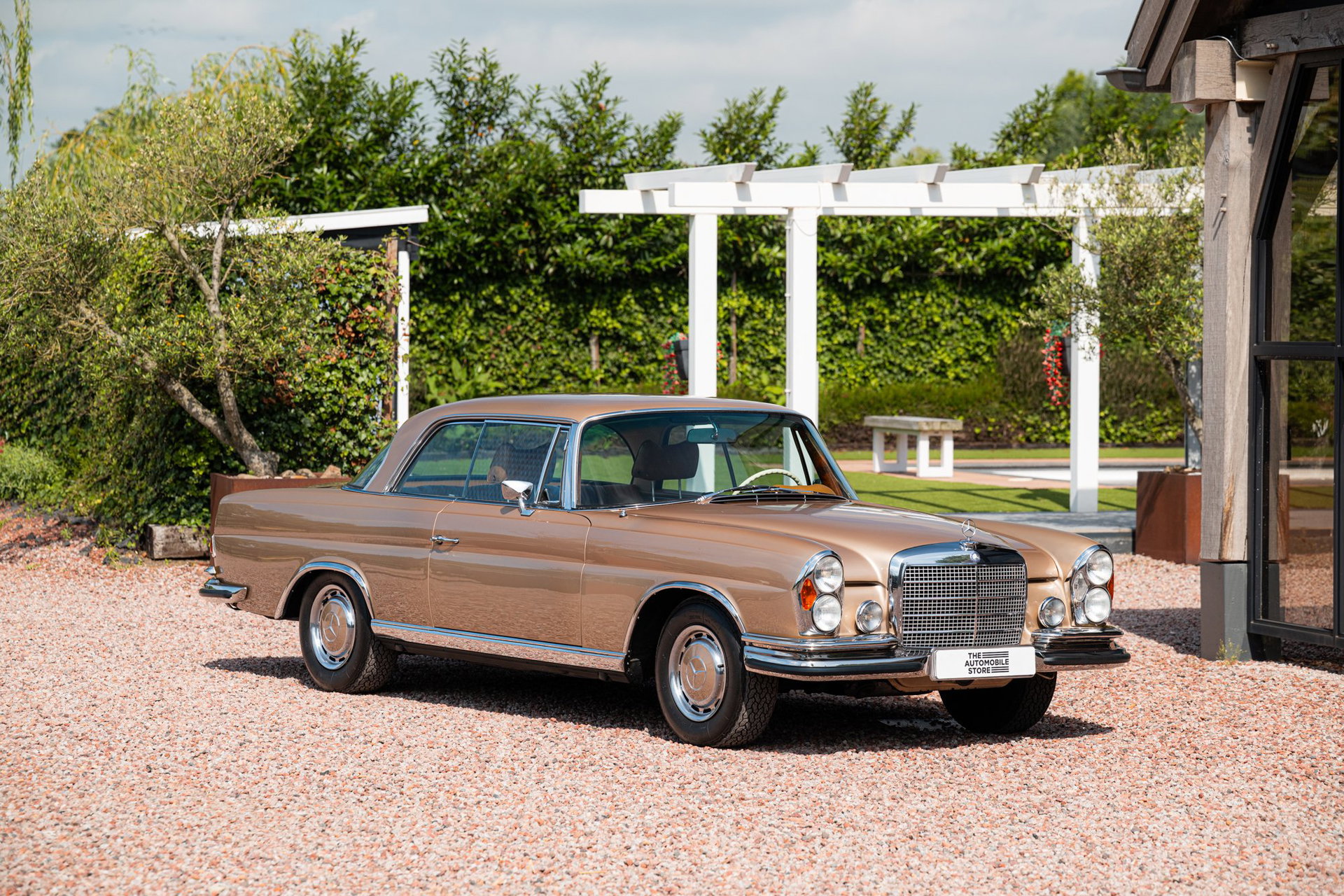 1970 Mercedes-Benz S-Class W111/112 - 280SE 3.5 Coupé, foto 1