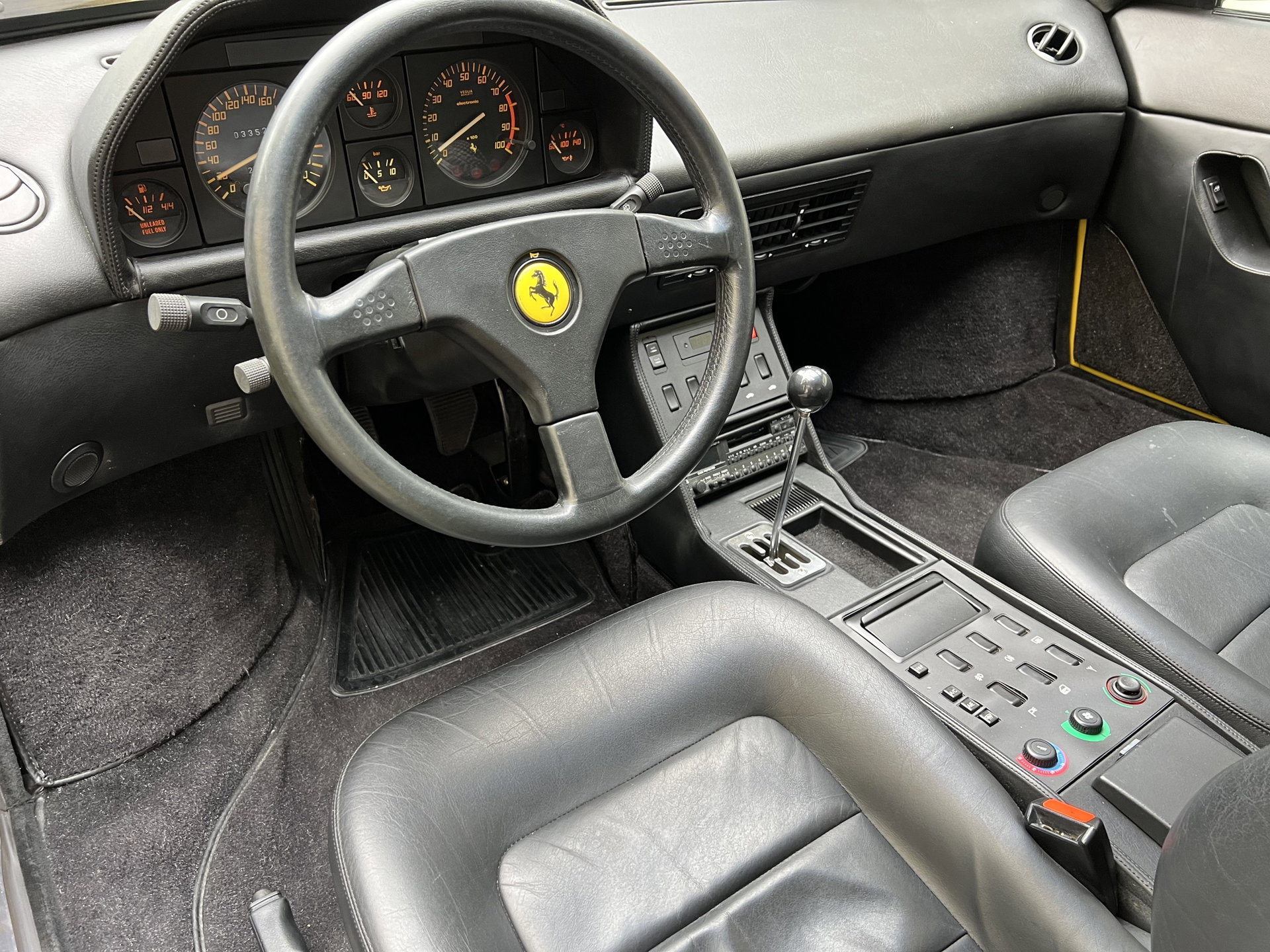 1990 Ferrari Mondial - 3.4T, foto 12