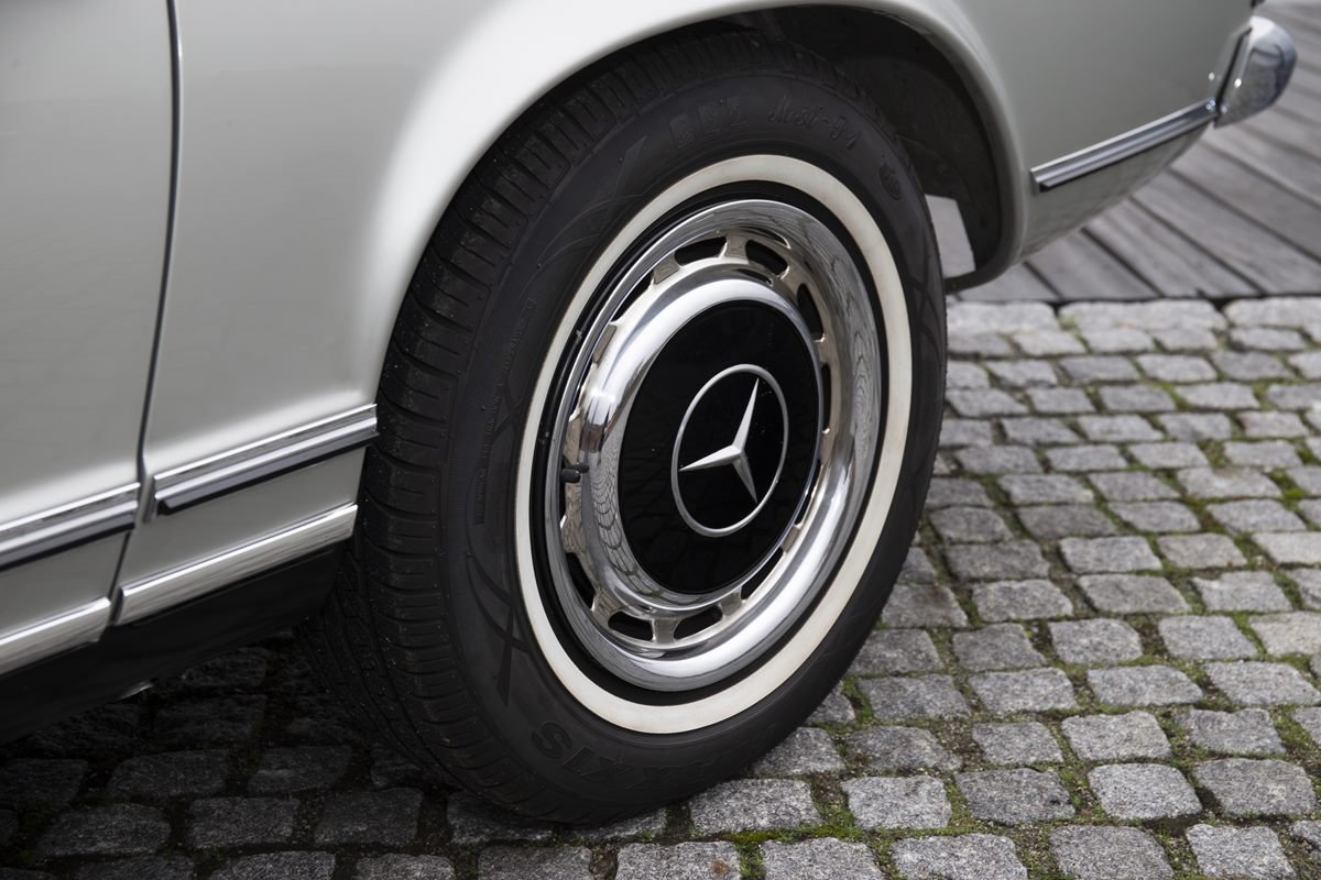 1971 Mercedes-Benz SL Pagode - 280 - 3 seater, same owner for 32 years from new, foto 12