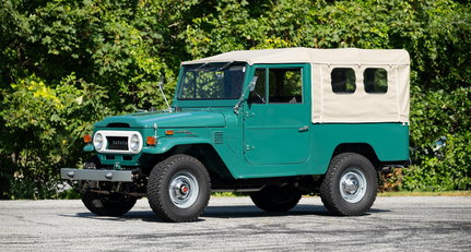 Toyota Land Cruiser FJ43