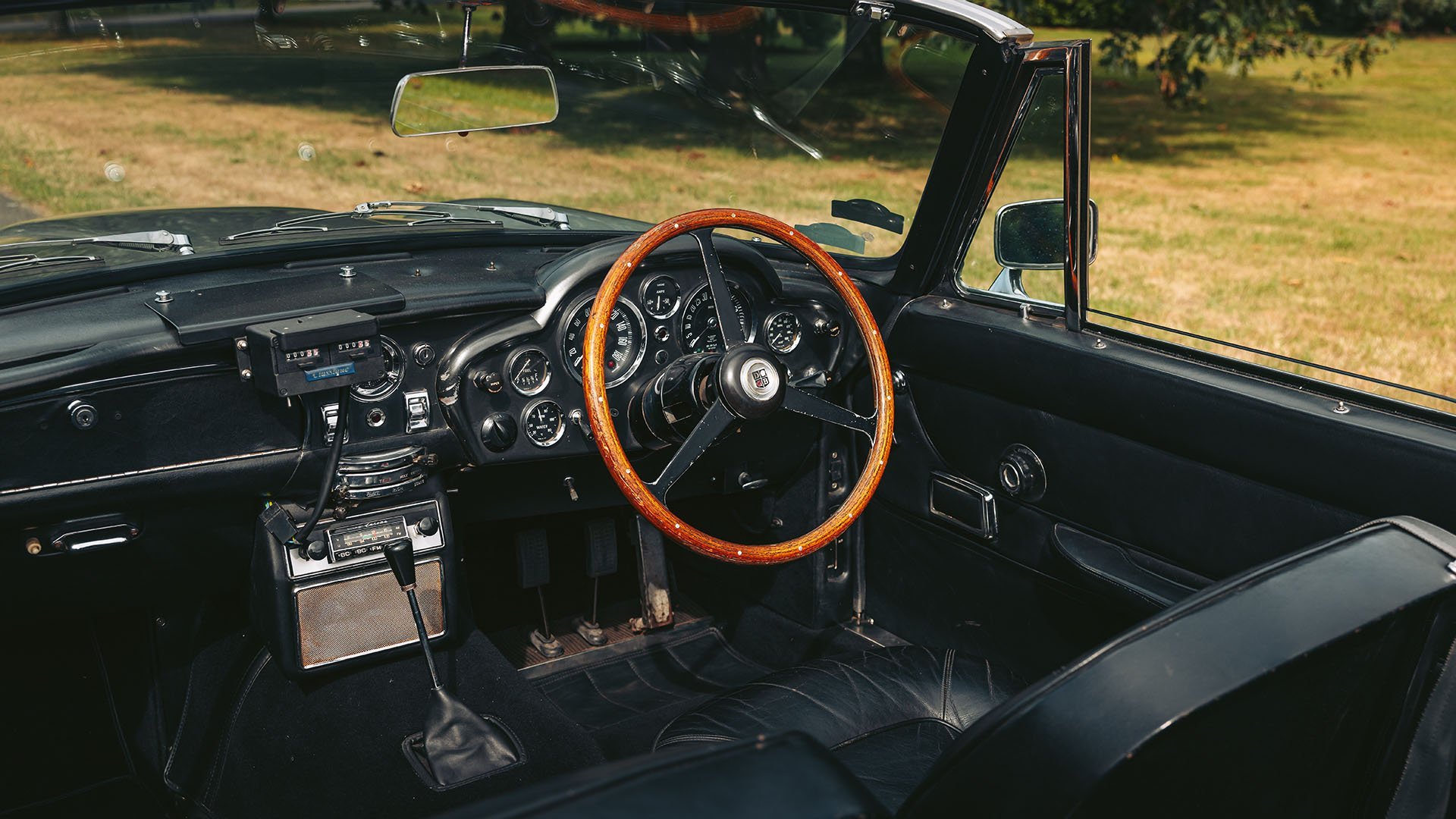 1967 Aston Martin DB6, foto 6