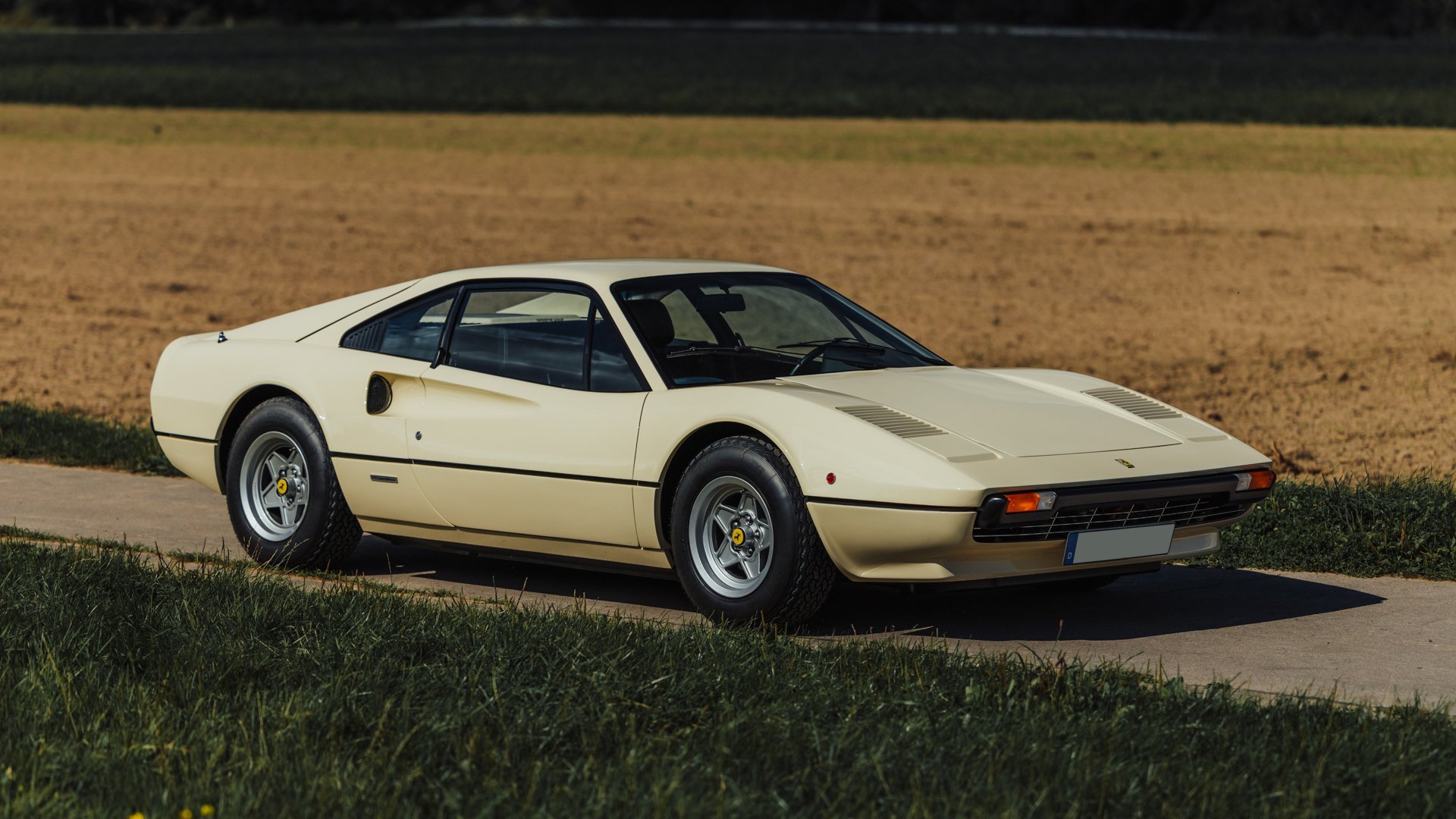 1976 Ferrari 308, foto 1