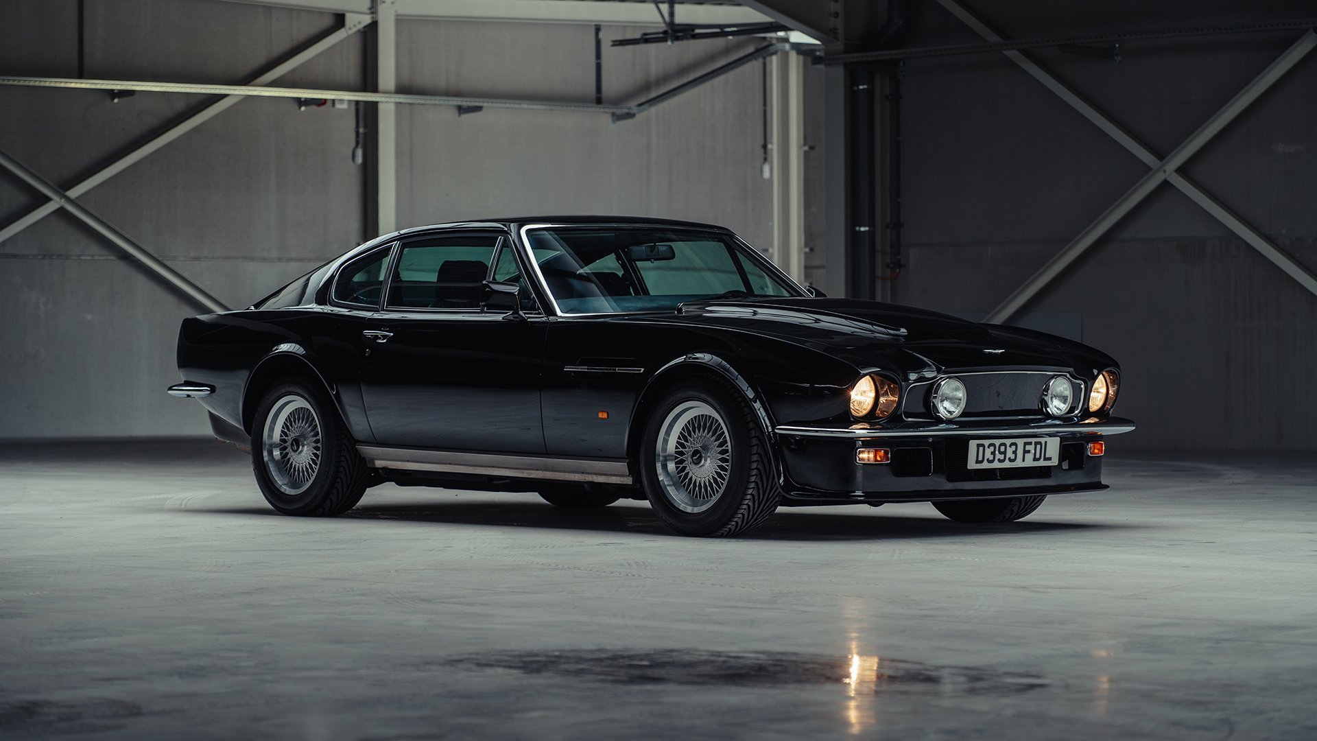 1987 Aston Martin V8, foto 1