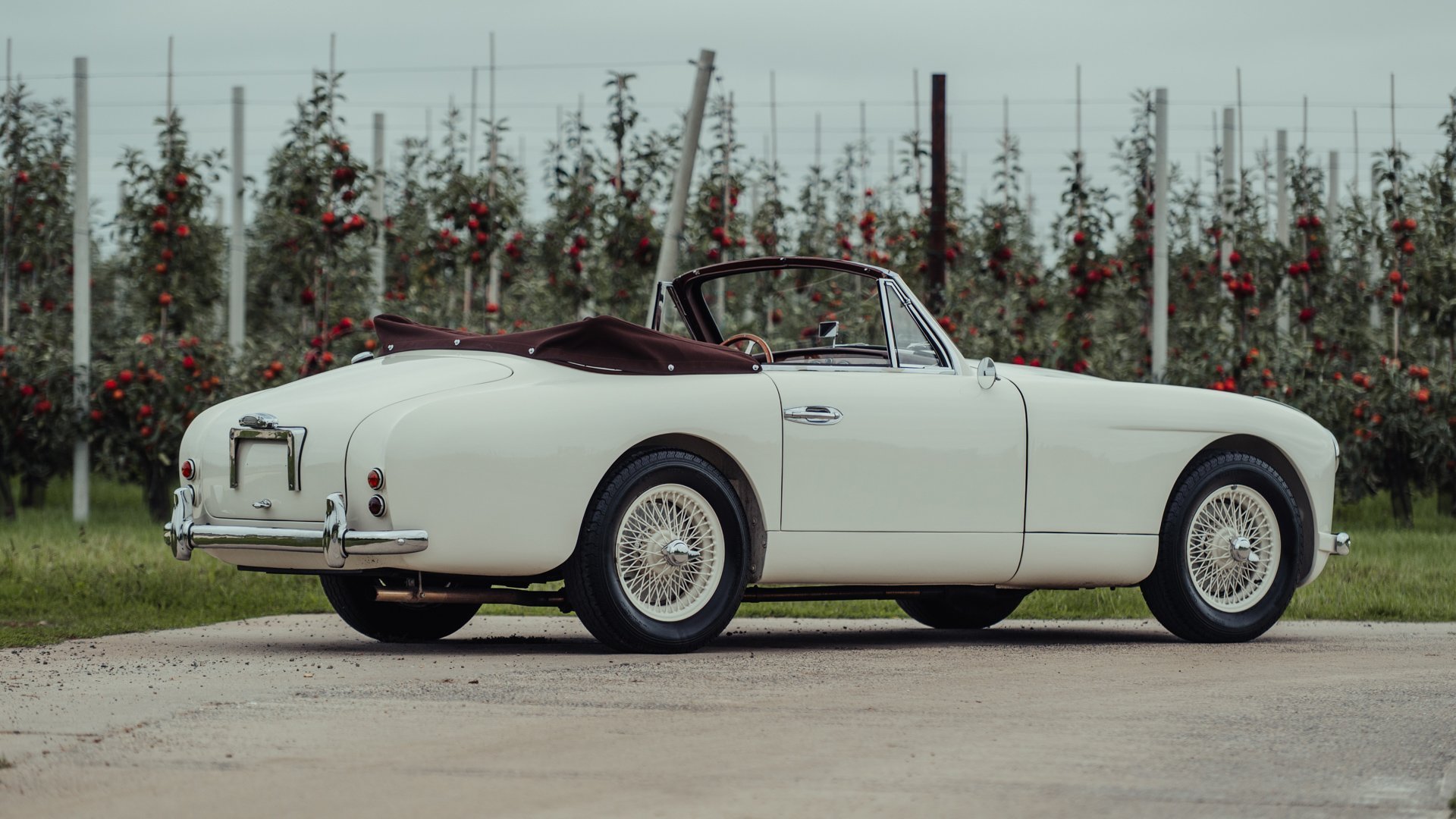 1954 Aston Martin DB2/4, foto 3