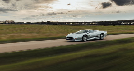 Jaguar XJ220 (1992 - 1994)