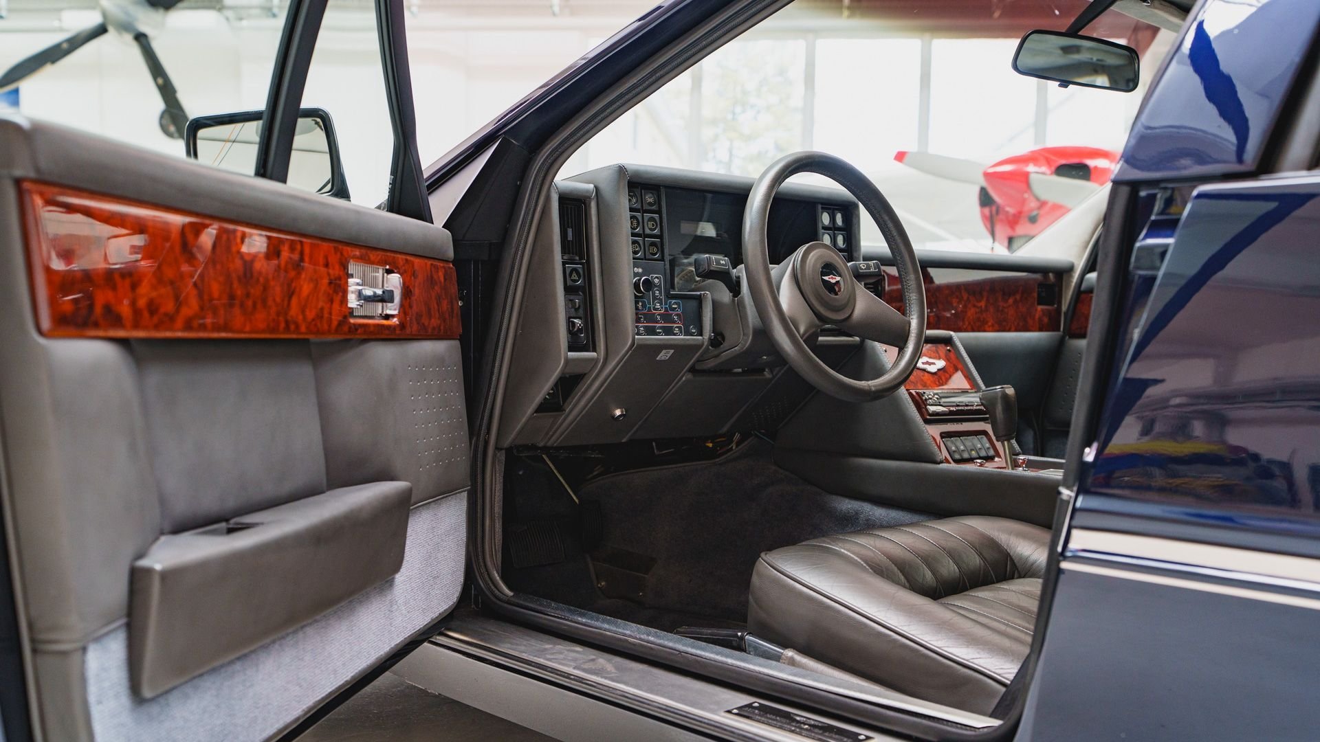 1987 Aston Martin Lagonda, foto 8