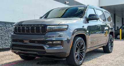 2023 Jeep Grand Wagoneer