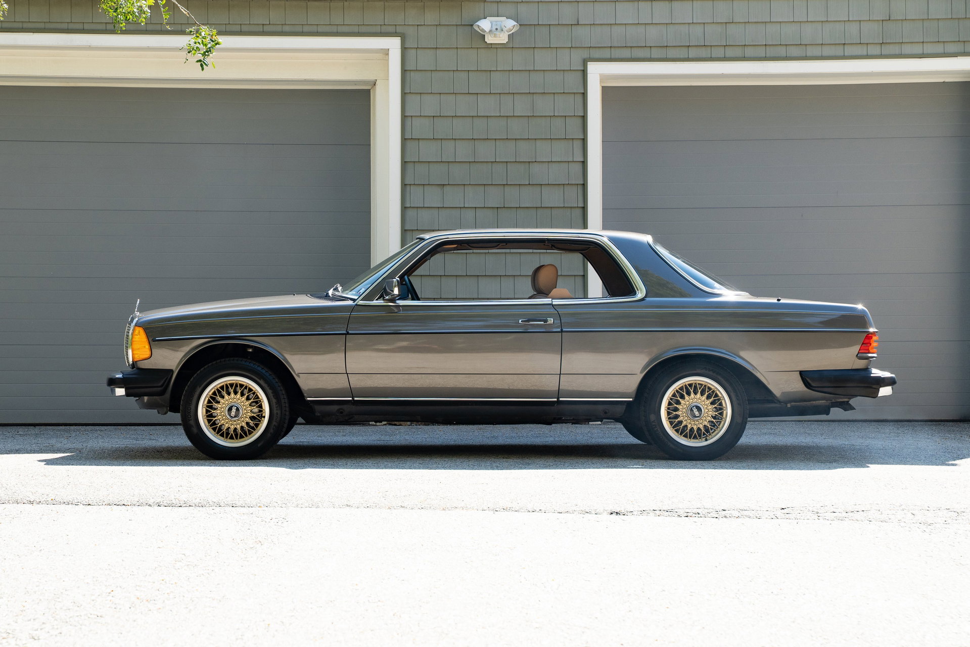 1985 Mercedes-Benz E-Class - Turbodiesel, foto 3