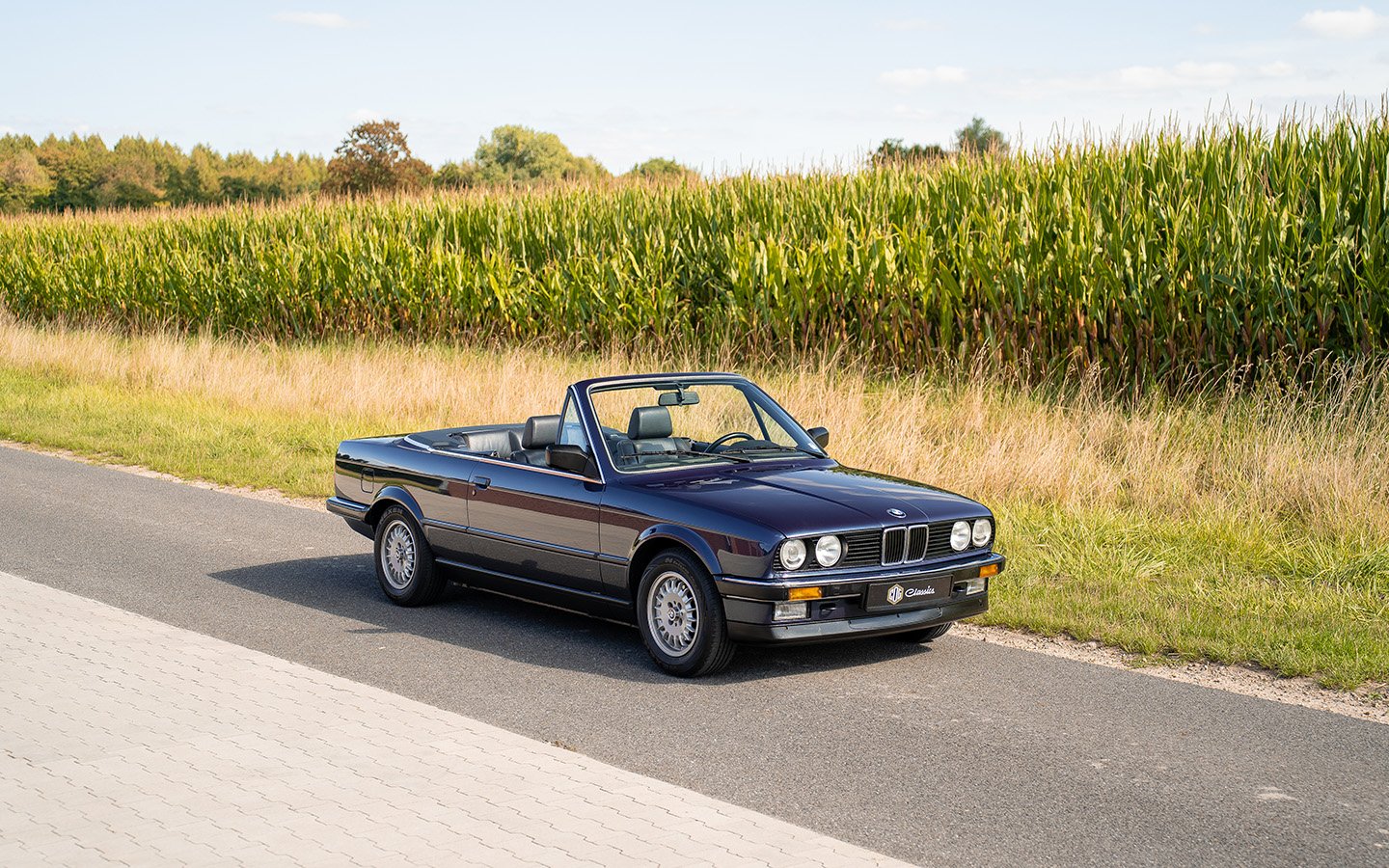 1988 BMW 3 Series - 320i Cabrio, foto 2
