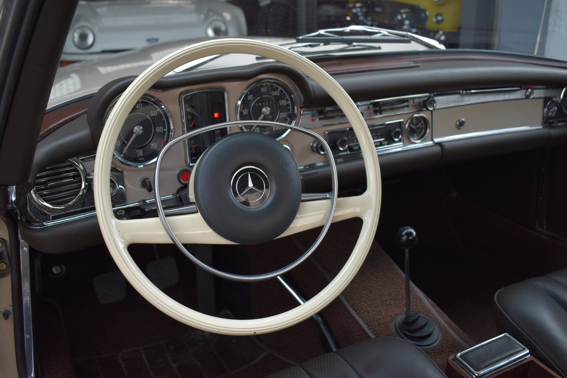 1970 Mercedes-Benz SL Pagode - 280, foto 12