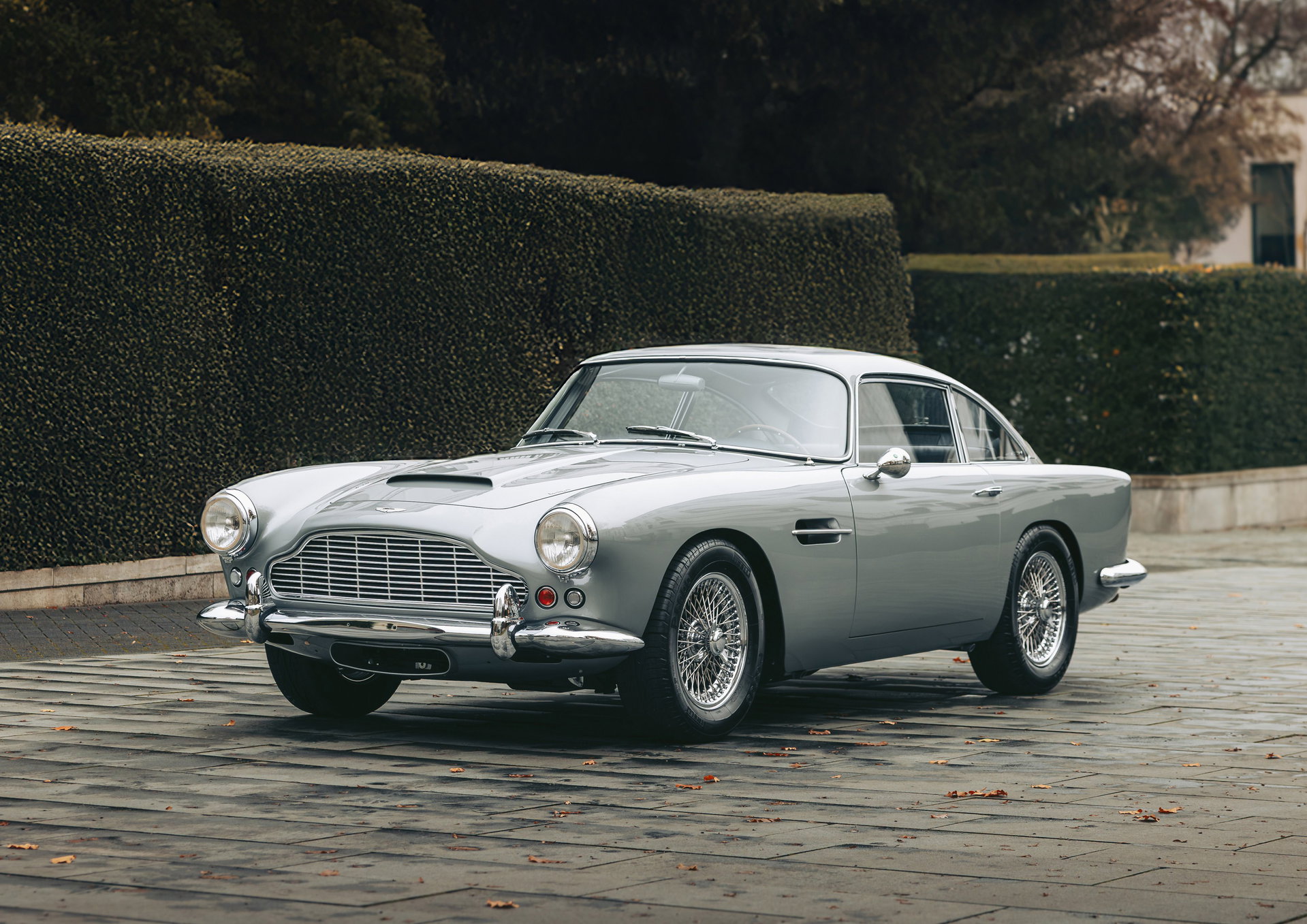 1962 Aston Martin DB4 - Series IV - Factory fitted GT Engine / Overdrive / Left-Hand Drive, foto 1