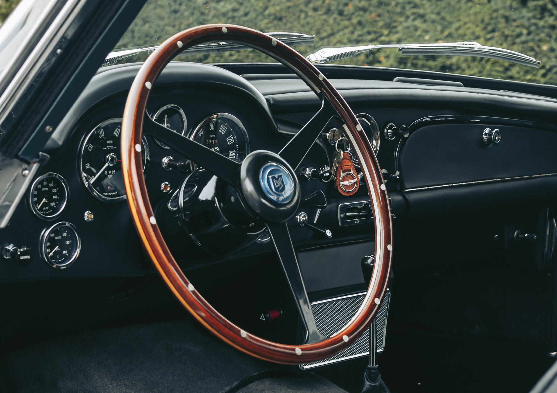 1962 Aston Martin DB4 - Series IV - Factory fitted GT Engine / Overdrive / Left-Hand Drive, foto 10