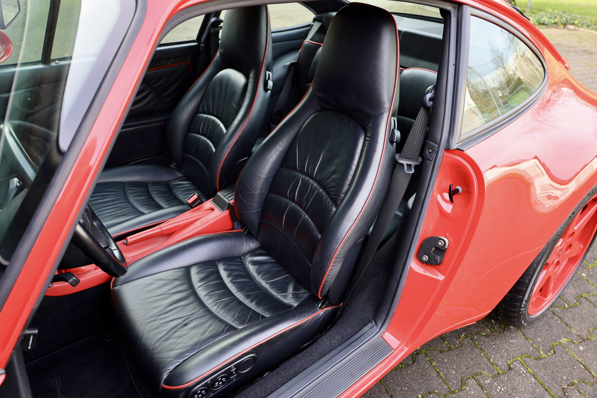1994 Porsche 911 / 993 Carrera - 993 Carrera 2 ***SOLD***SOLD***1.HAND*46TKM*3.8L*TECHART*KLIMA*ESSD*V-LEDER*, foto 7